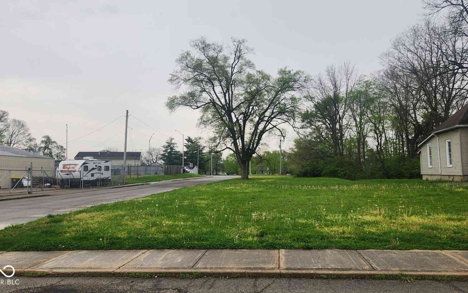 Vacant Land For Sale - 403 W 17th Street<br/> Madison County, Anderson, IN 46016
