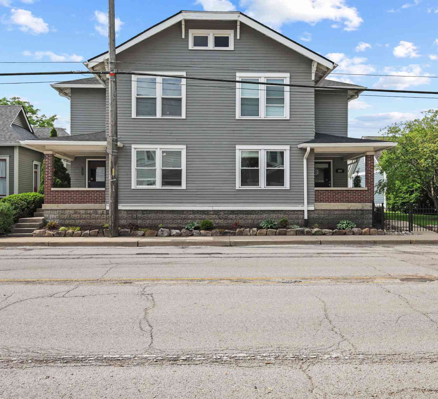 Homes For Sale - 809 E 16th Street<br/> Marion County, Indianapolis, IN 46202