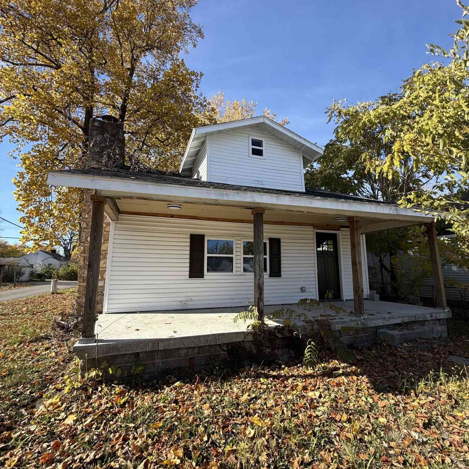 Homes For Sale - 2519 Jackson Street<br/> Madison County, Anderson, IN 46016