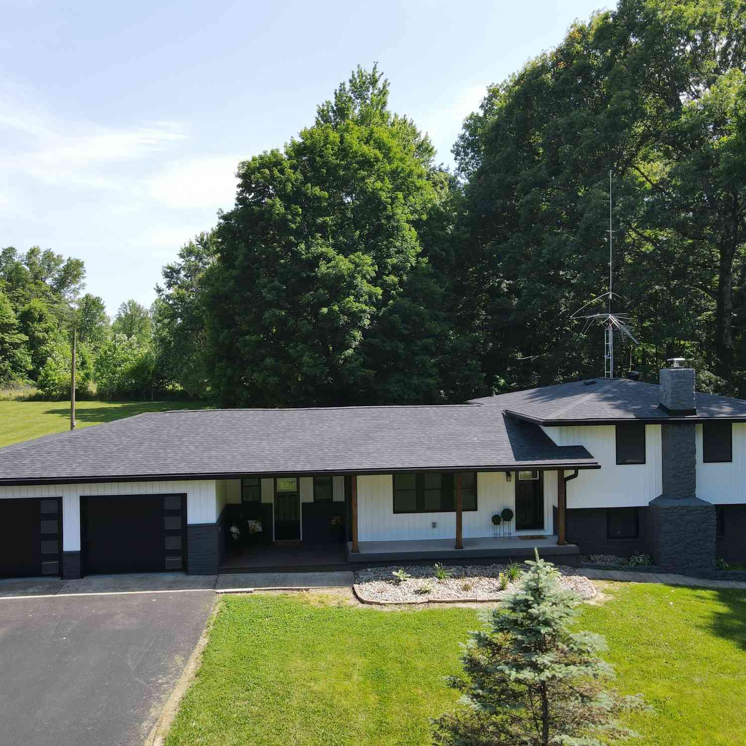 Homes For Sale - 2209 W County Road 1000 South<br/> Westport, IN 47283