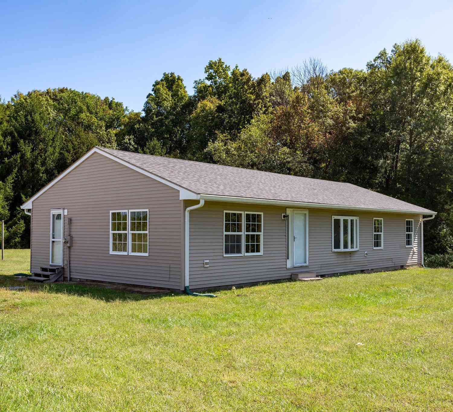 Homes For Sale - 2410 S State Highway 7<br/> Jennings County, North Vernon, IN 47265