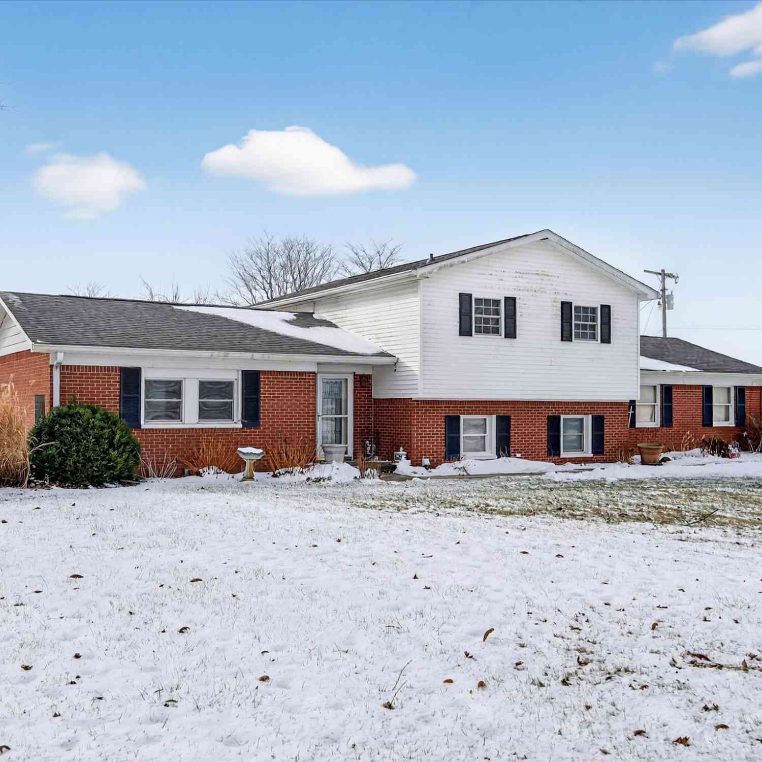 Homes For Sale - 6433 W State Road 47<br/> Thorntown, IN 46071