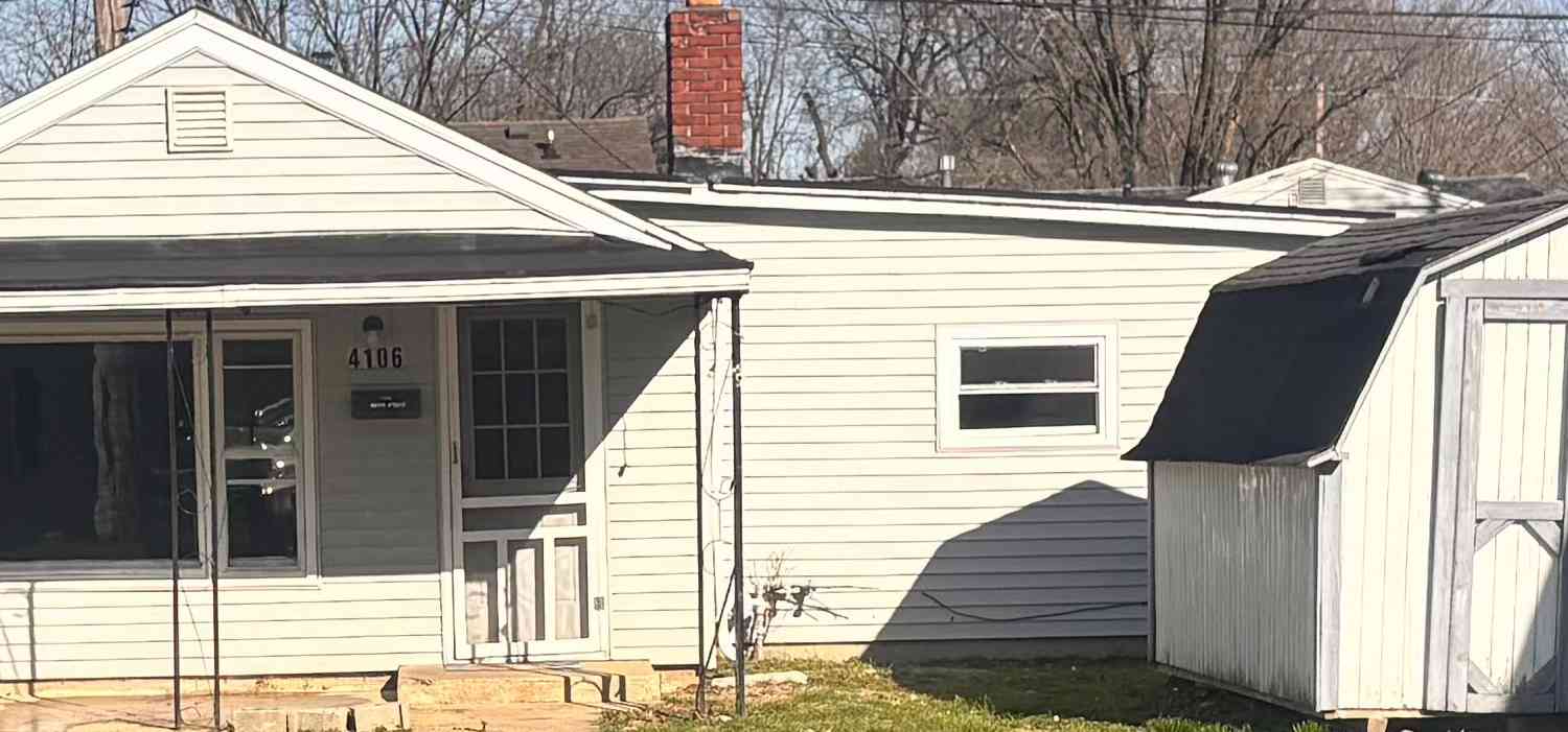 Homes For Sale - 4106 Brown Street<br/> Madison County, Anderson, IN 46013