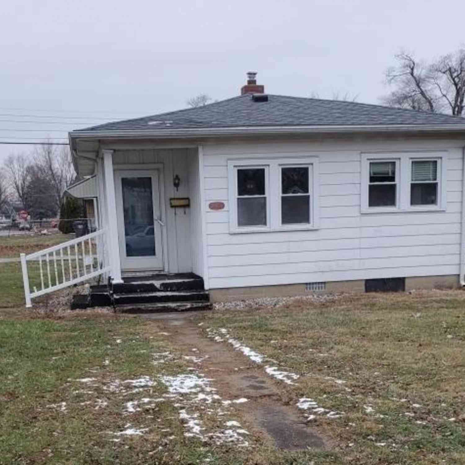 Homes For Sale - 30 W 39th Street<br/> Madison County, Anderson, IN 46013