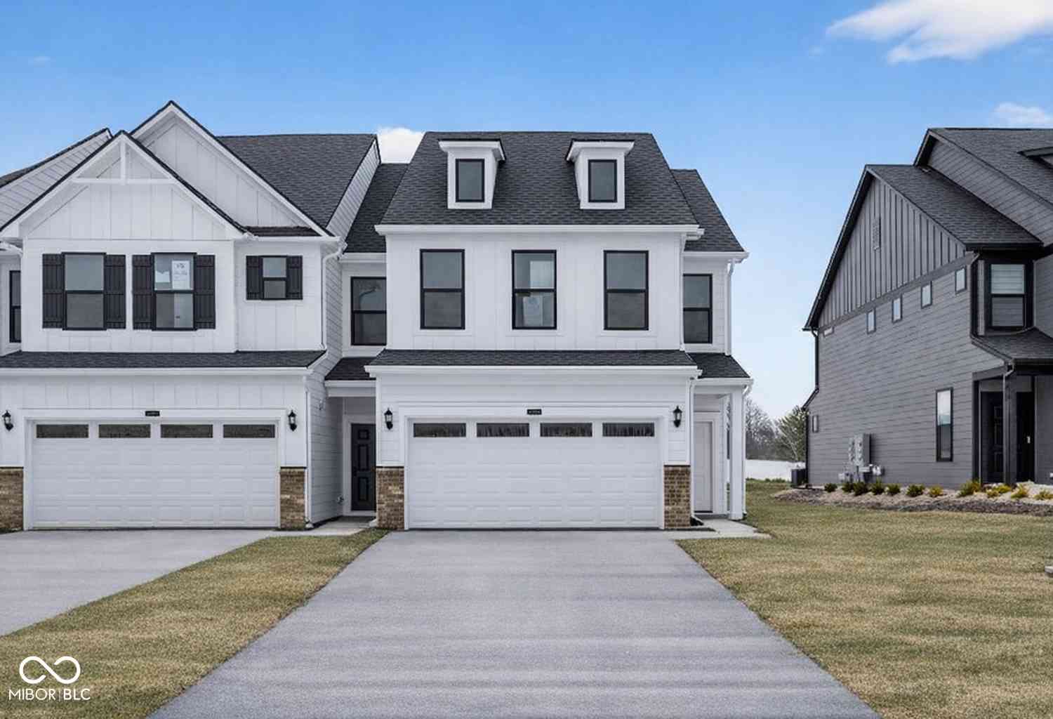 Townhouse For Sale - 9847 Behner Drive<br/> Fishers, IN 46250
