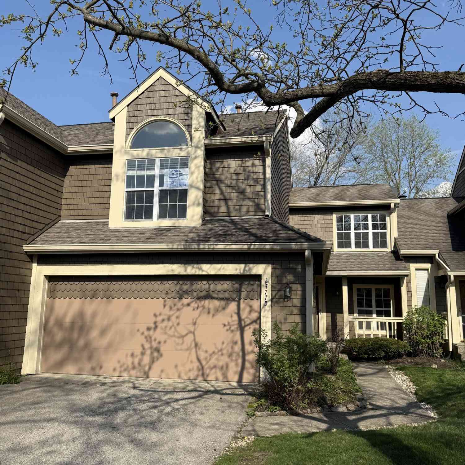 Condo For Sale - 4775 Stansbury Lane<br/> Indianapolis, IN 46254