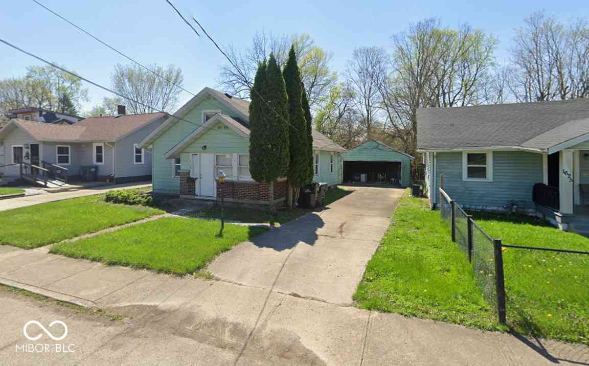Homes For Sale - 1623 W 20th Street<br/> Madison County, Anderson, IN 46016