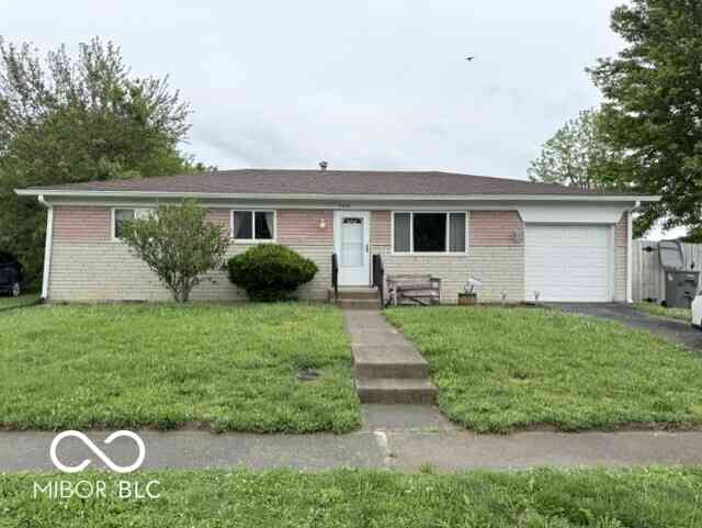 Homes For Sale - 5608 Rinehart Avenue<br/> Indianapolis, IN 46241
