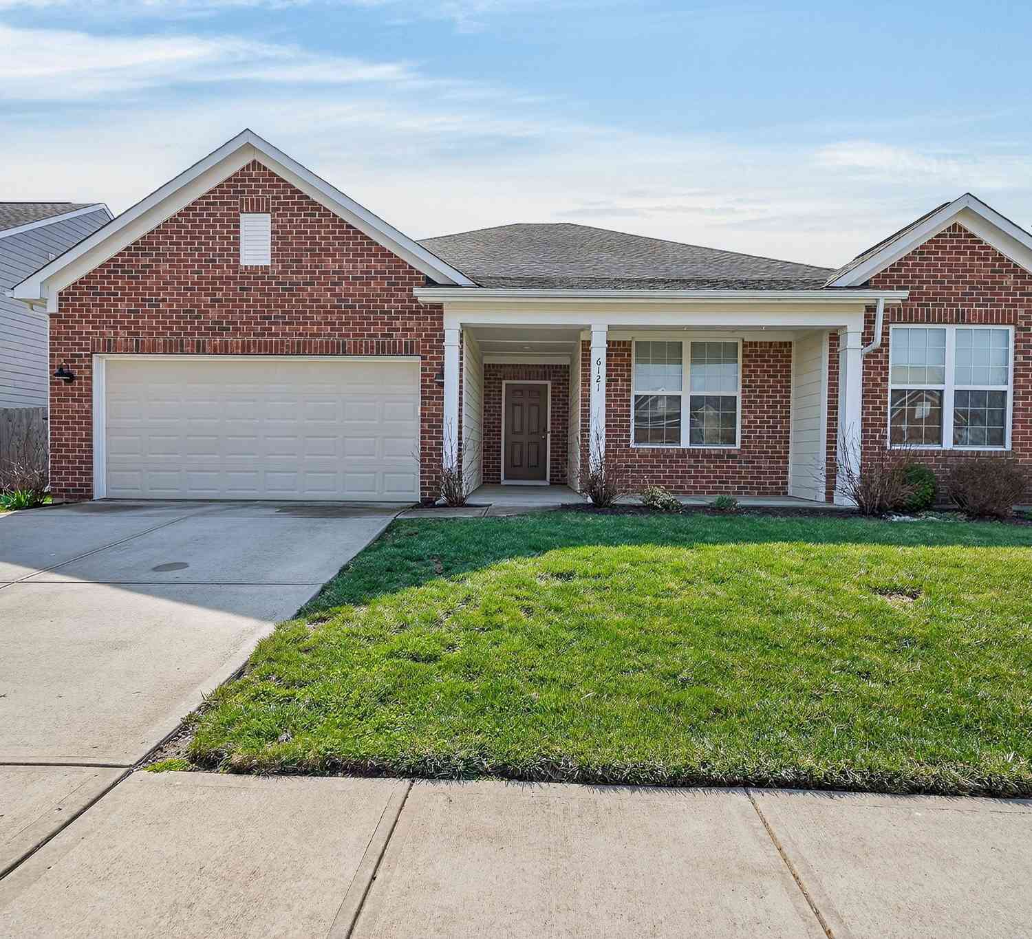 Homes For Sale - 6121 Marigold Court<br/> Whitestown, IN 46075