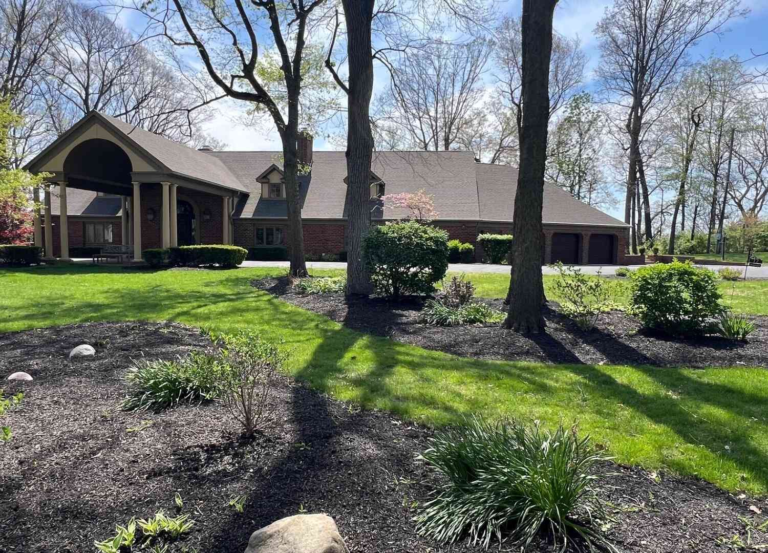 Homes For Sale - 17 Windridge Street<br/> Madison County, Anderson, IN 46011