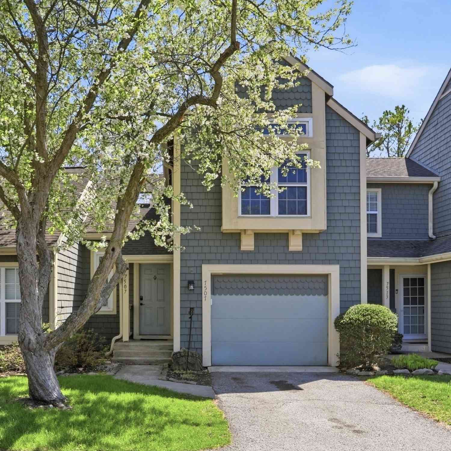 Condo For Sale - 7507 Choate Court<br/> Indianapolis, IN 46254