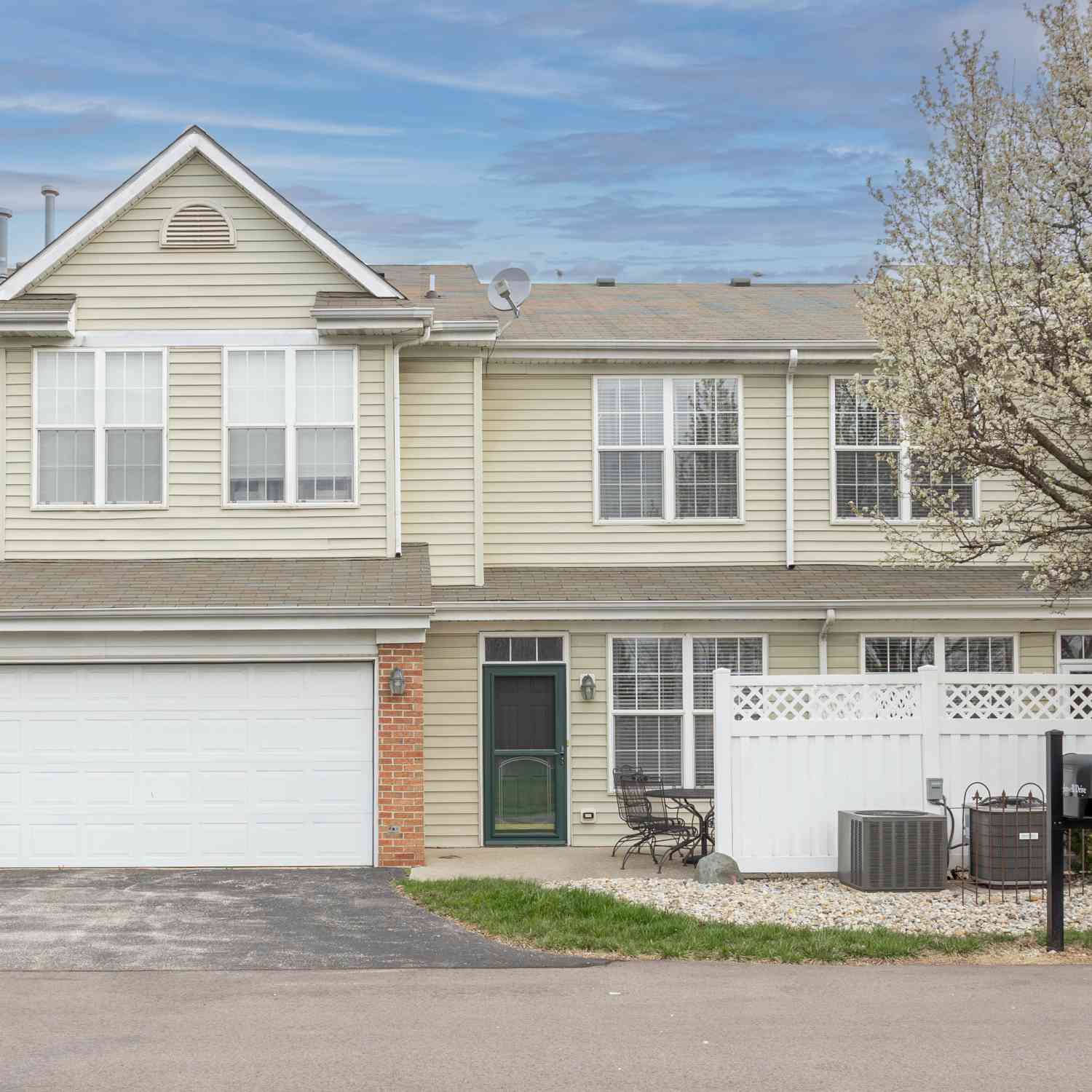 Condo For Sale - 9509 Brightwell Drive<br/> Marion County, Indianapolis, IN 46260