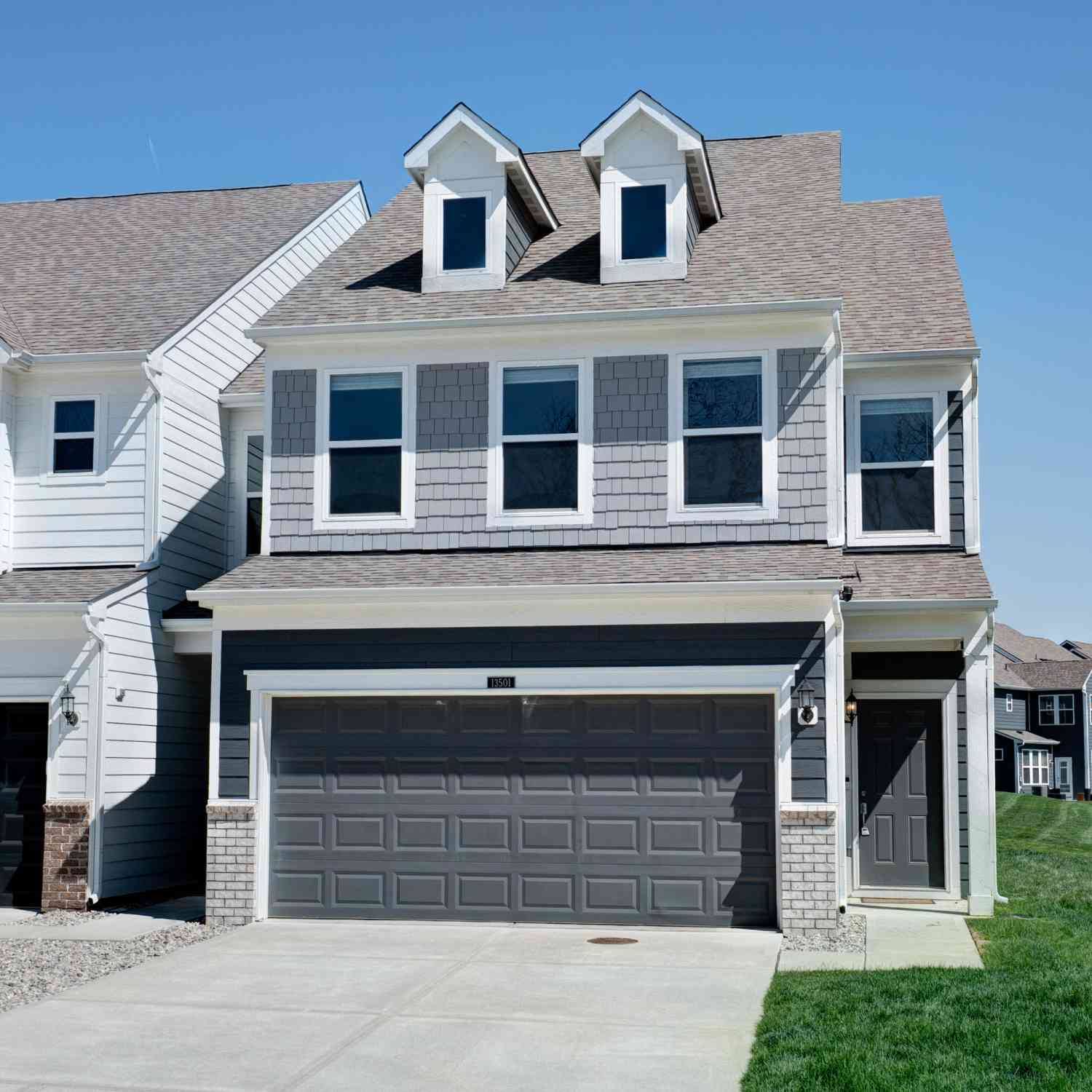 Townhouse For Sale - 13501 Dewpoint Lane<br/> Fishers, IN 46037