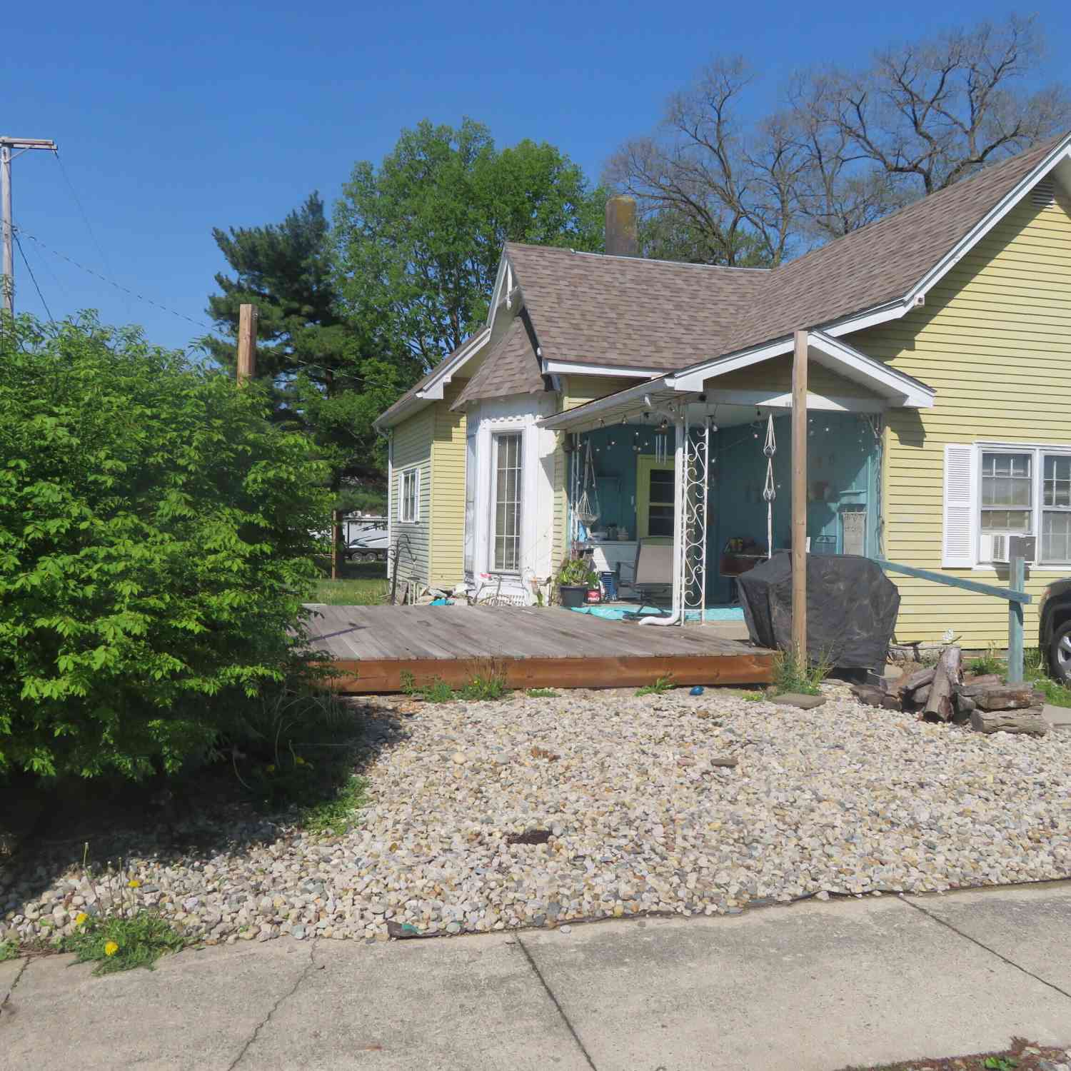 Homes For Sale - 202 N West Street<br/> Madison County, Alexandria, IN 46001