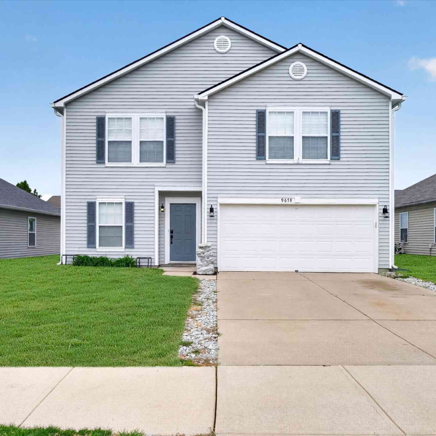 Homes For Sale - 9678 W Stargazer Drive<br/> Pendleton, IN 46064