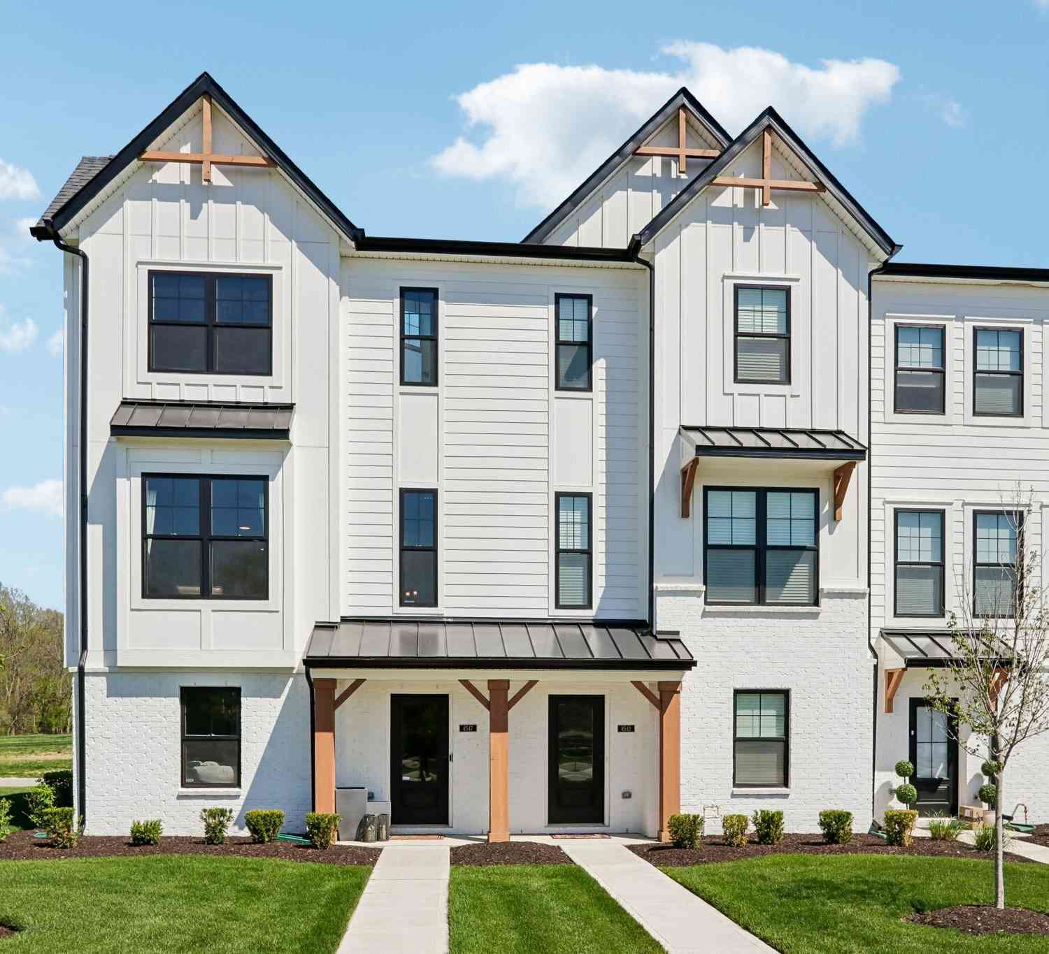 Townhouse For Sale - 4547 Tolleston Avenue<br/> Brownsburg, IN 46112