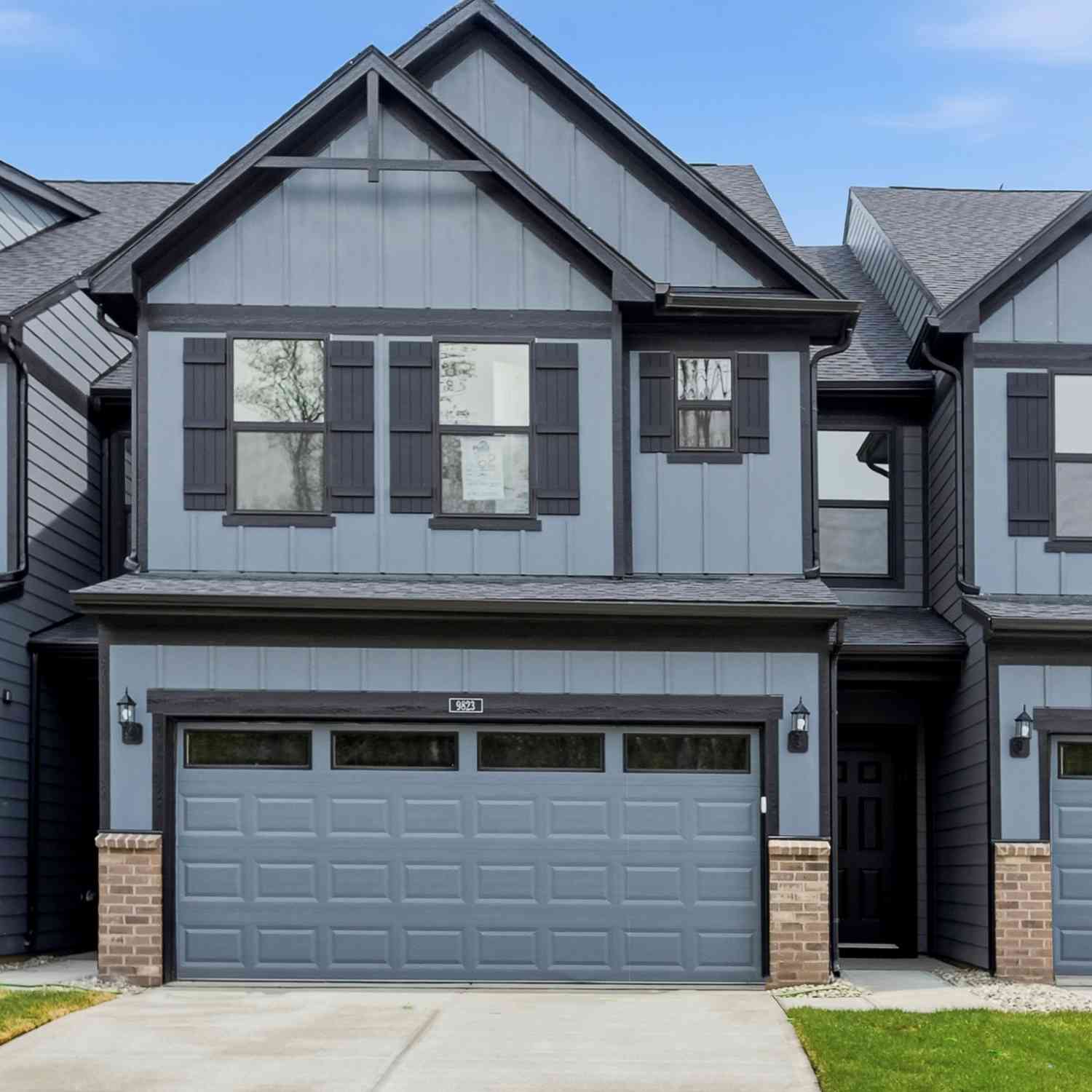 Townhouse For Sale - 9823 Behner Drive<br/> Fishers, IN 46250