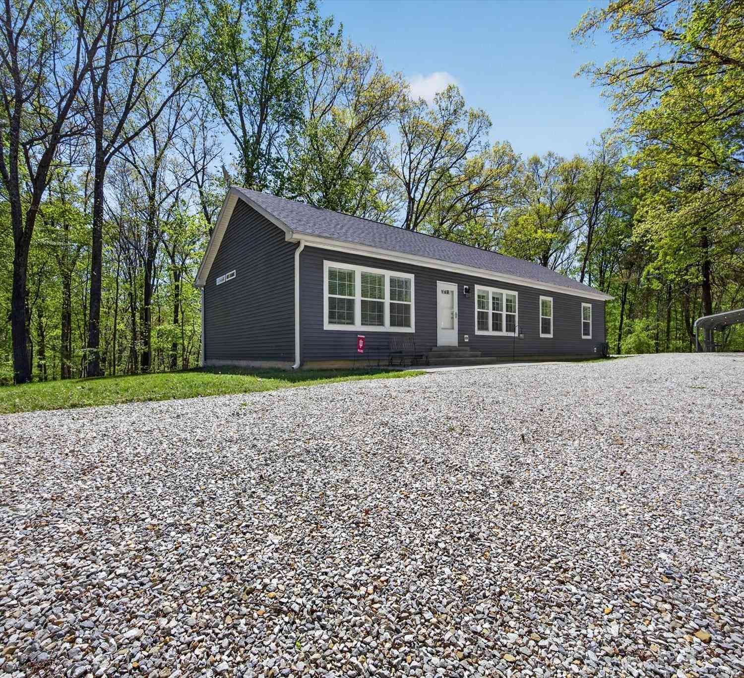 Homes For Sale - 9451 S Chapel Hill Road<br/> Monroe County, Heltonville, IN 47436