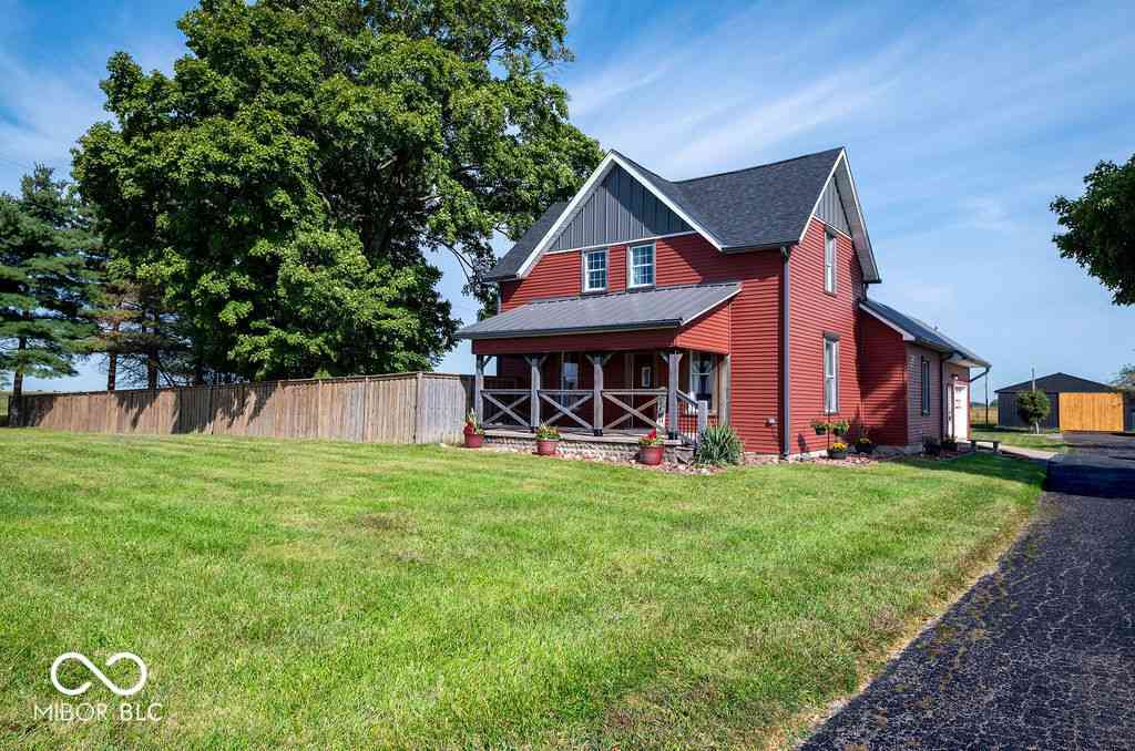 Homes For Sale - 8446 W Sr 32<br/> Thorntown, IN 46071