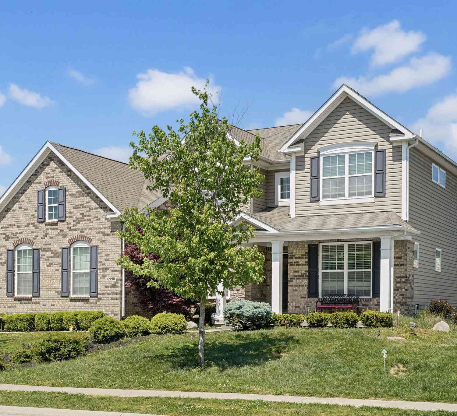Homes For Sale - 6998 Stoney Ridge Drive<br/> Columbus, IN 47201