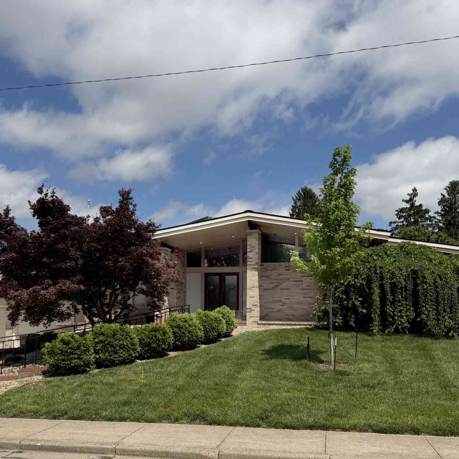 Homes For Sale - 760 27th Street<br/> Columbus, IN 47201