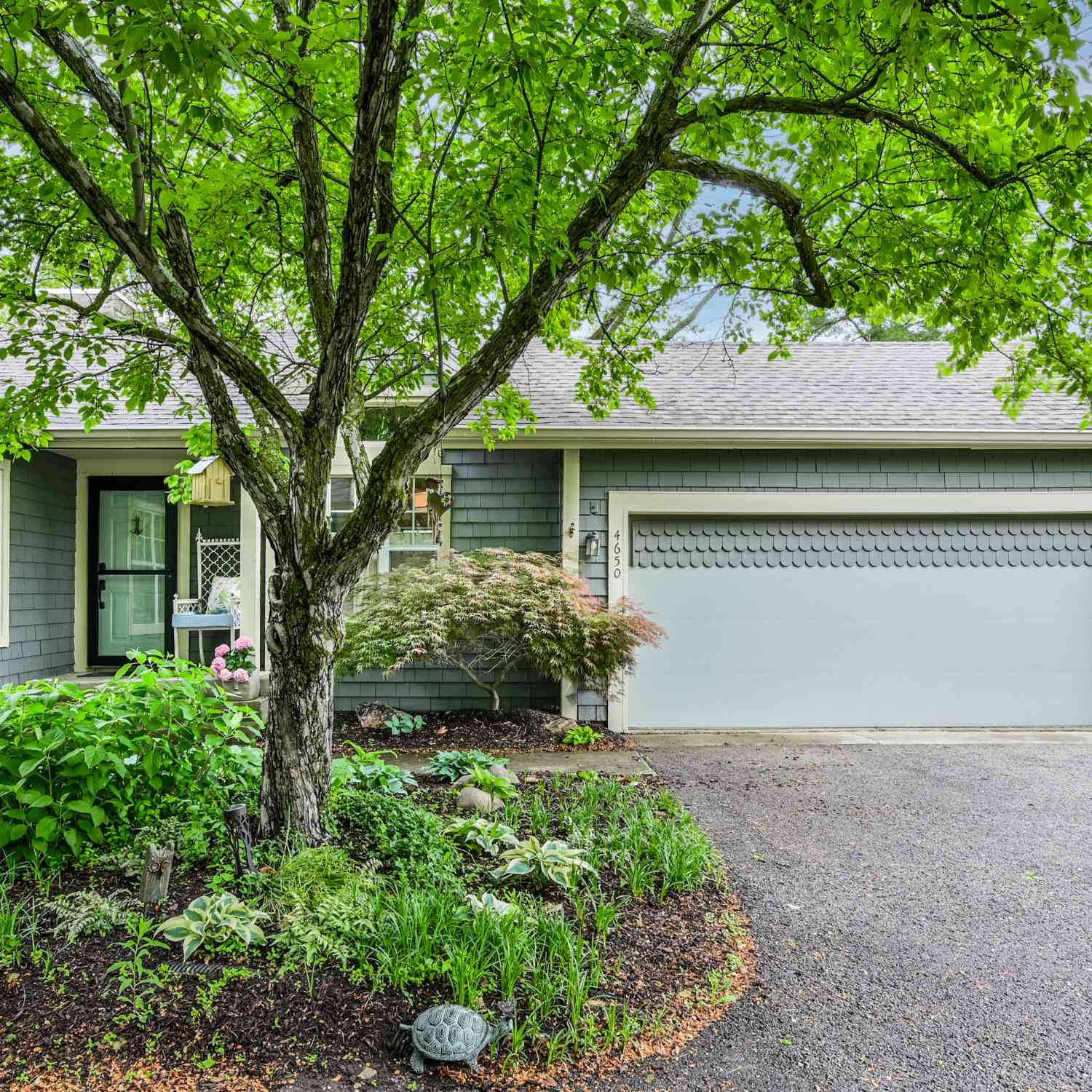 Condo For Sale - 4650 Stansbury Lane<br/> Indianapolis, IN 46254