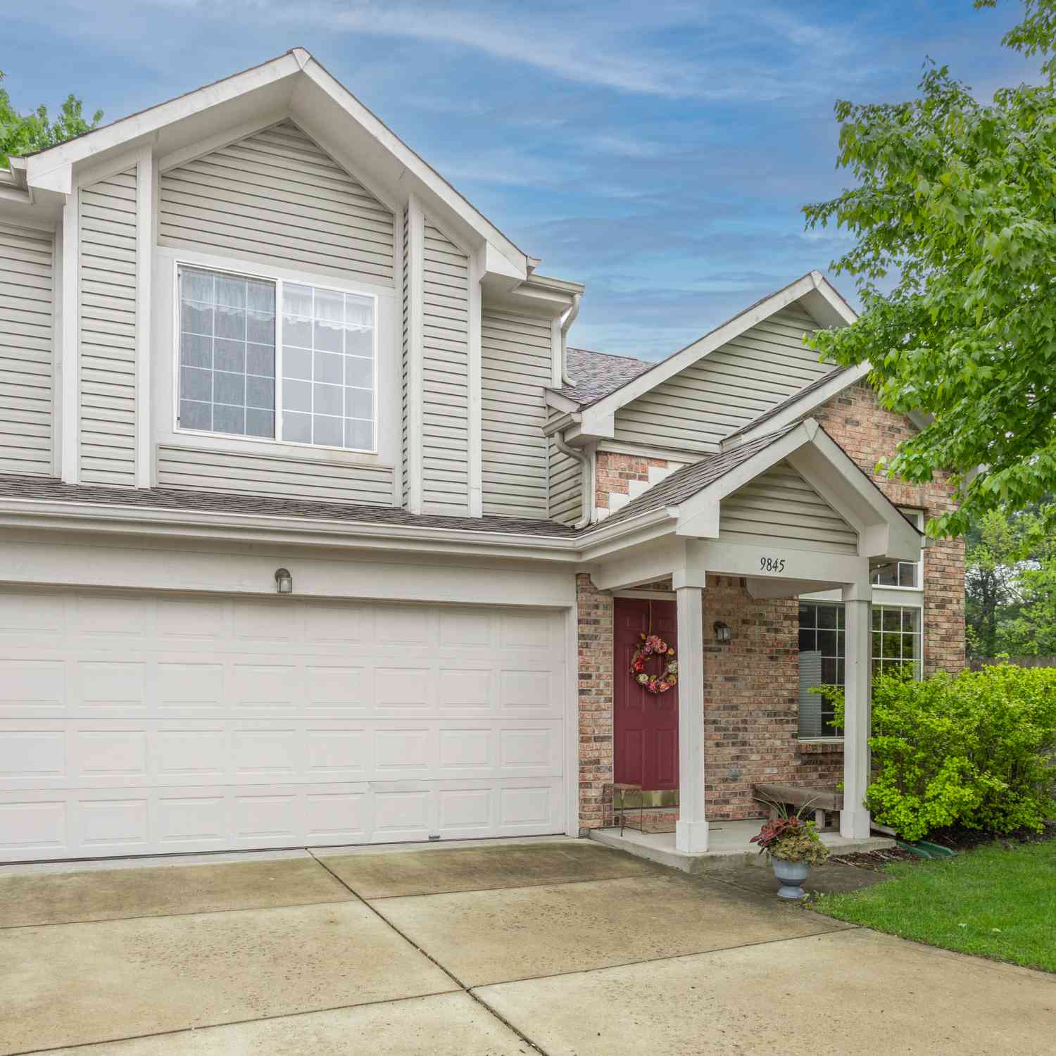 Condo For Sale - 9845 Worthington Boulevard<br/> Fishers, IN 46038