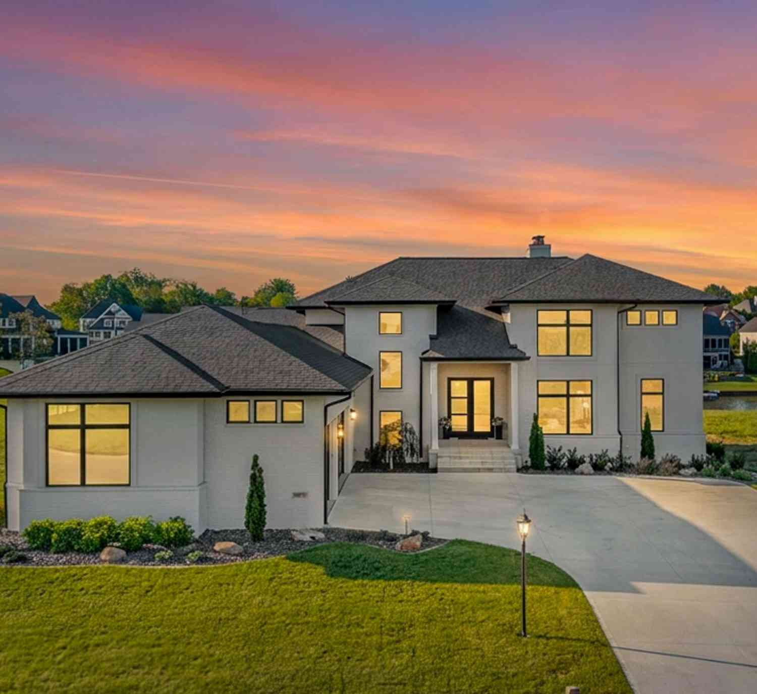 Homes For Sale - 13679 Haven Cove Lane<br/> Fishers, IN 46055