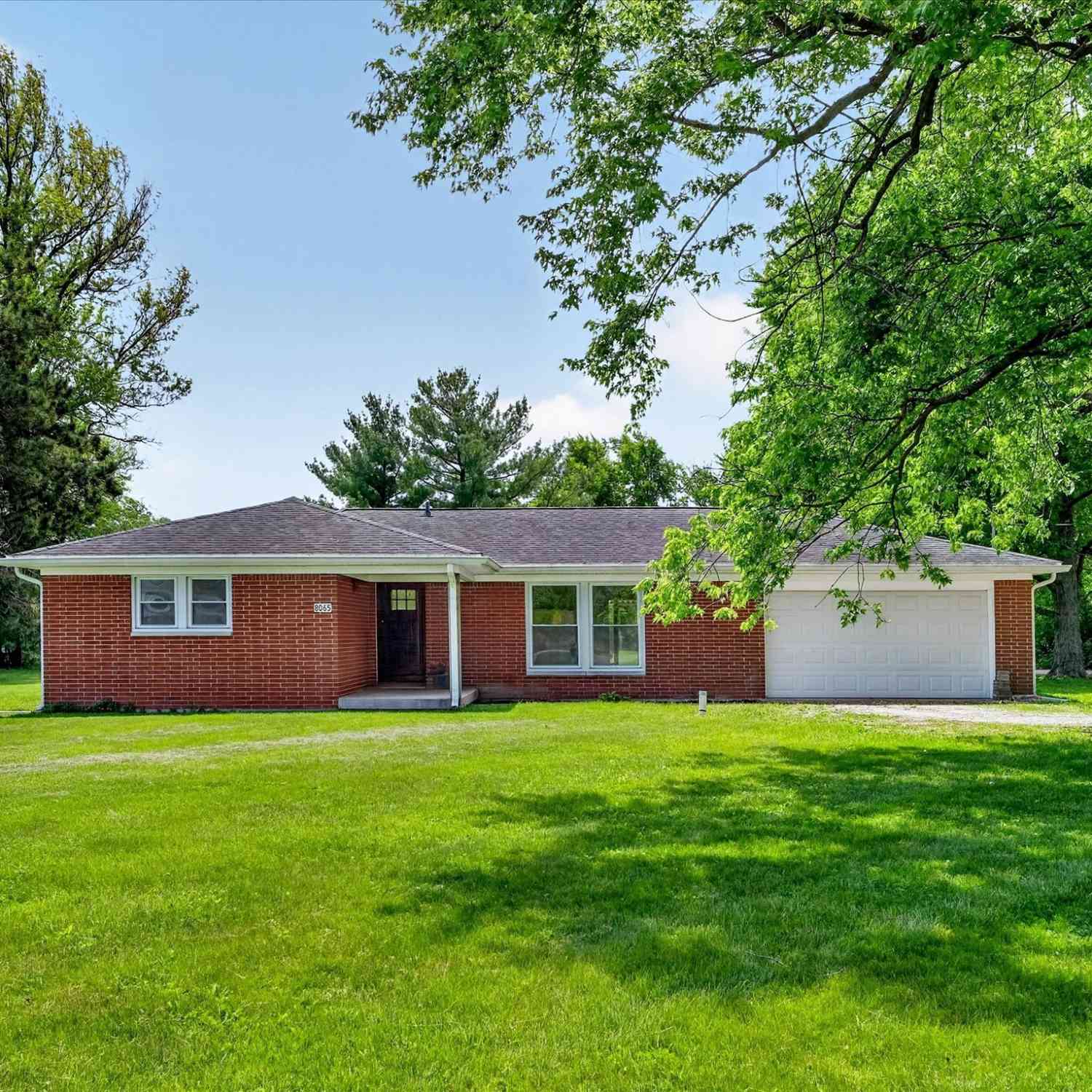 Homes For Sale - 8065 W State Road 32<br/> Thorntown, IN 46071