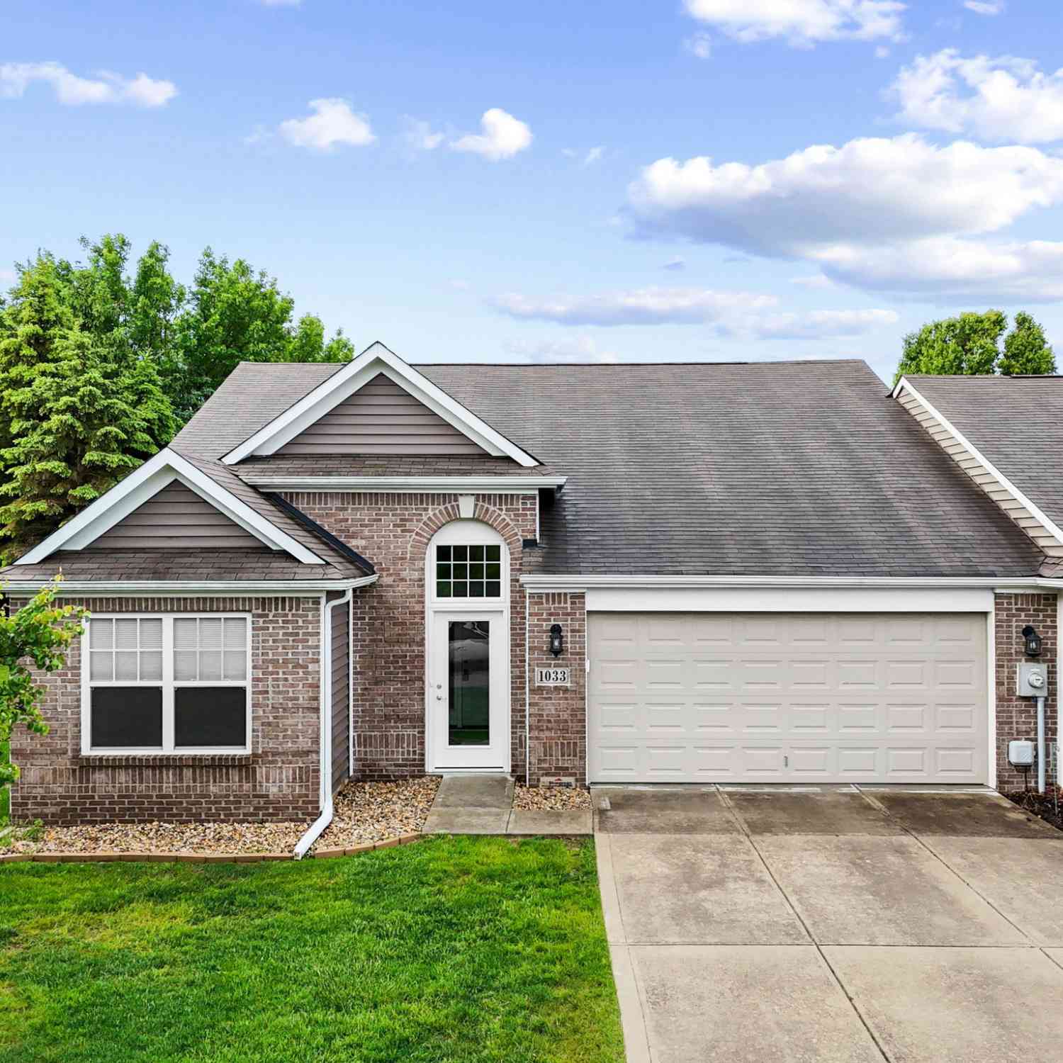 Homes For Sale - 1033 Mount Olive Road<br/> Whiteland, IN 46184