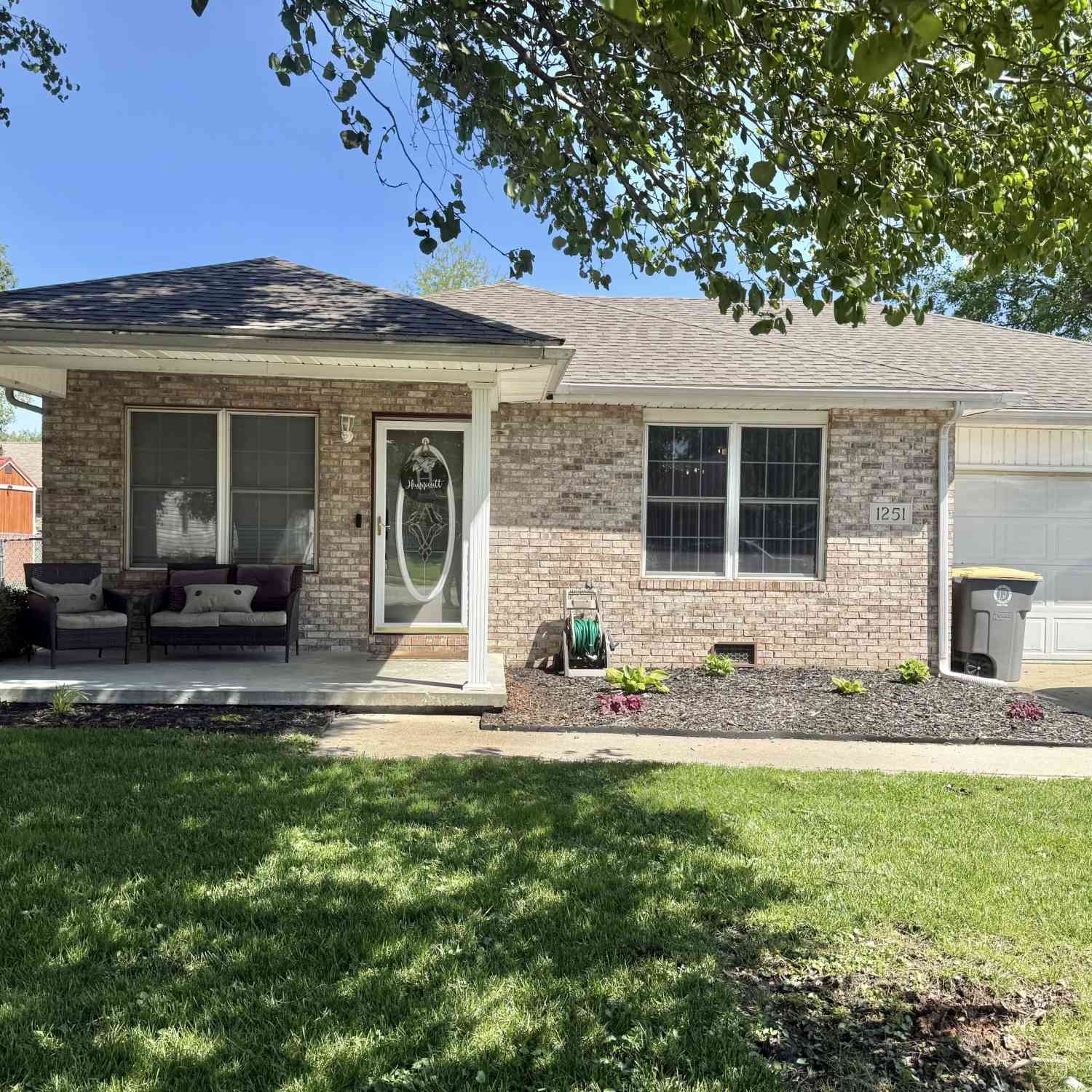 Homes For Sale - 1251 Pin Oak Circle<br/> Jackson County, Seymour, IN 47274