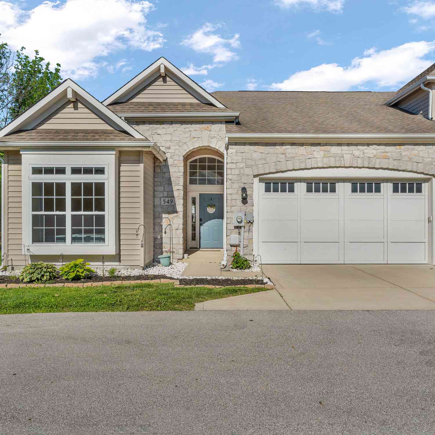 Homes For Sale - 549 Rickels Court<br/> Whiteland, IN 46184