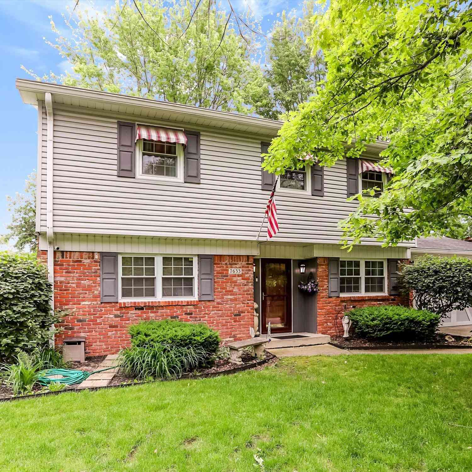 Homes For Sale - 7633 Singleton Street<br/> Marion County, Indianapolis, IN 46227