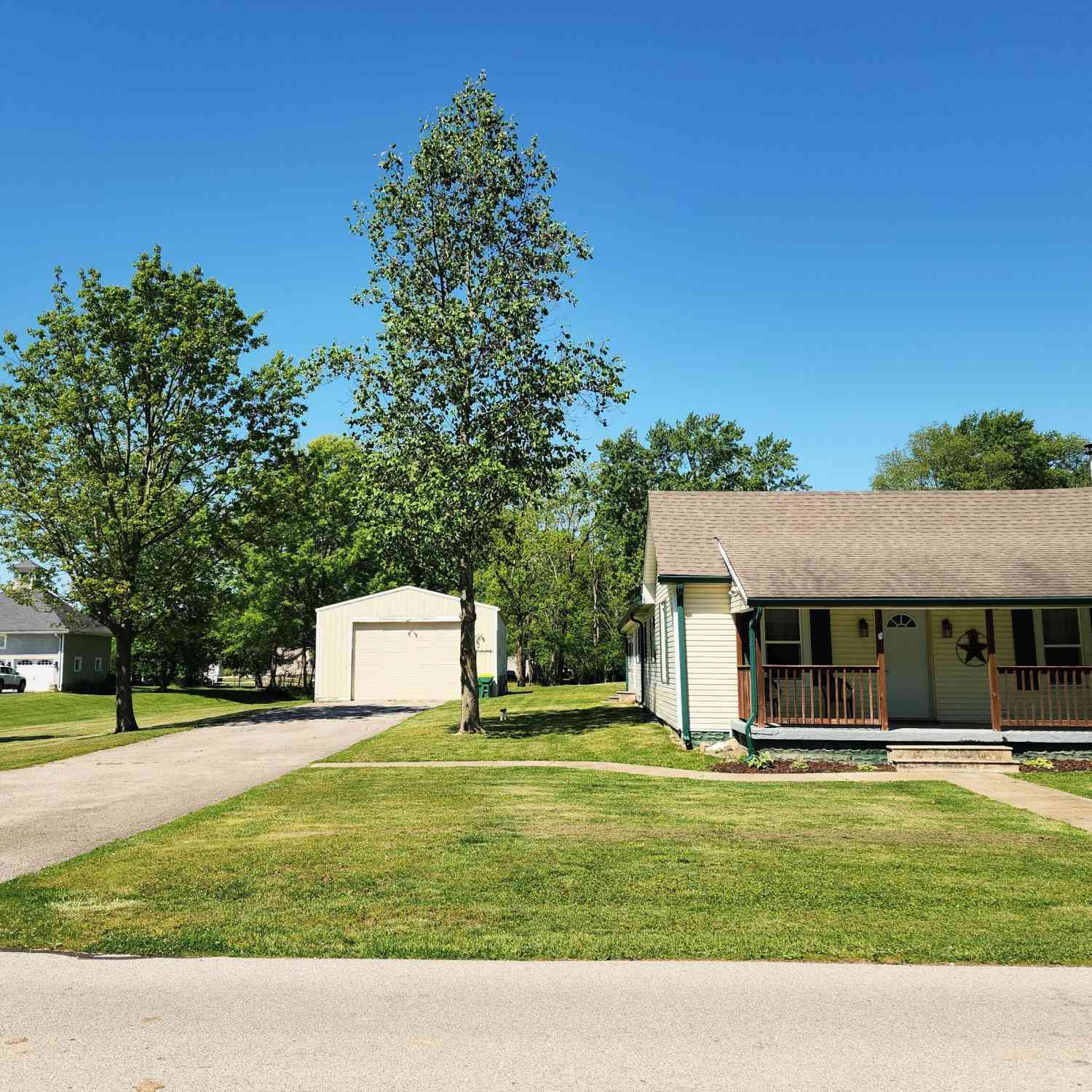 Homes For Sale - 9710 S County Road 0<br/> Hendricks County, Clayton, IN 46118