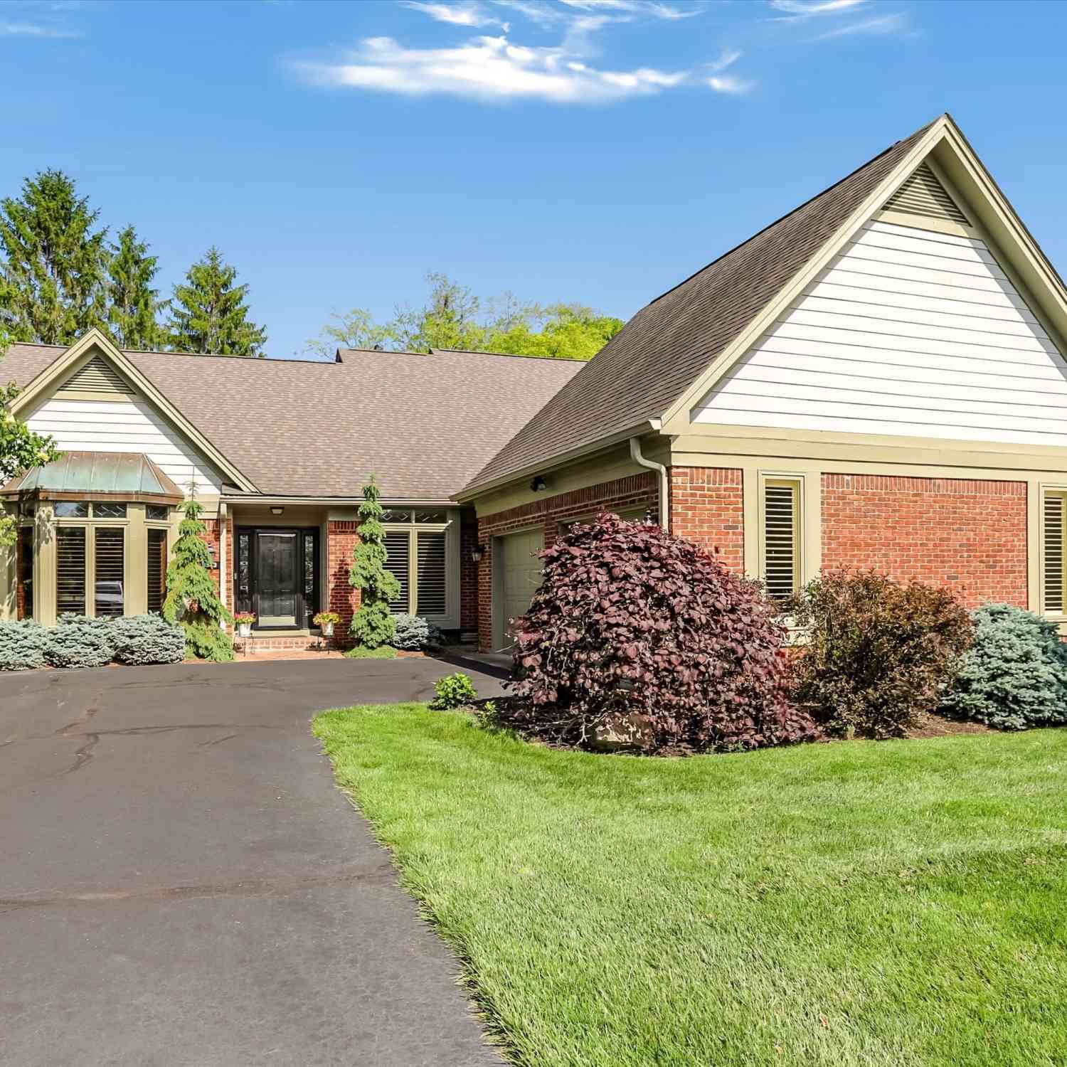 Condo For Sale - 9543 Cedar Springs Drive<br/> Marion County, Indianapolis, IN 46260