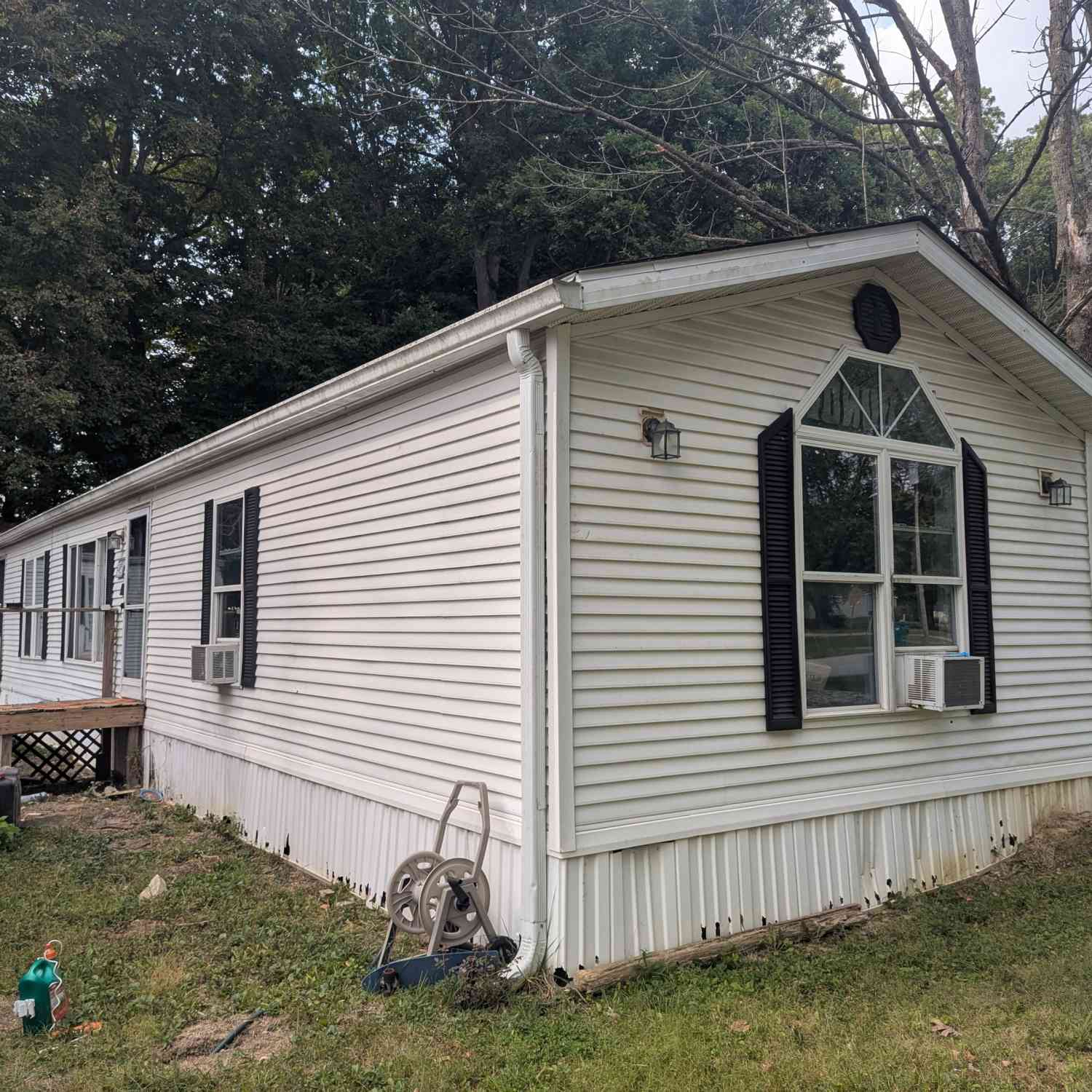 Mobile Home For Sale - 154 Lazy River Road<br/> Putnam County, Cloverdale, IN 46120