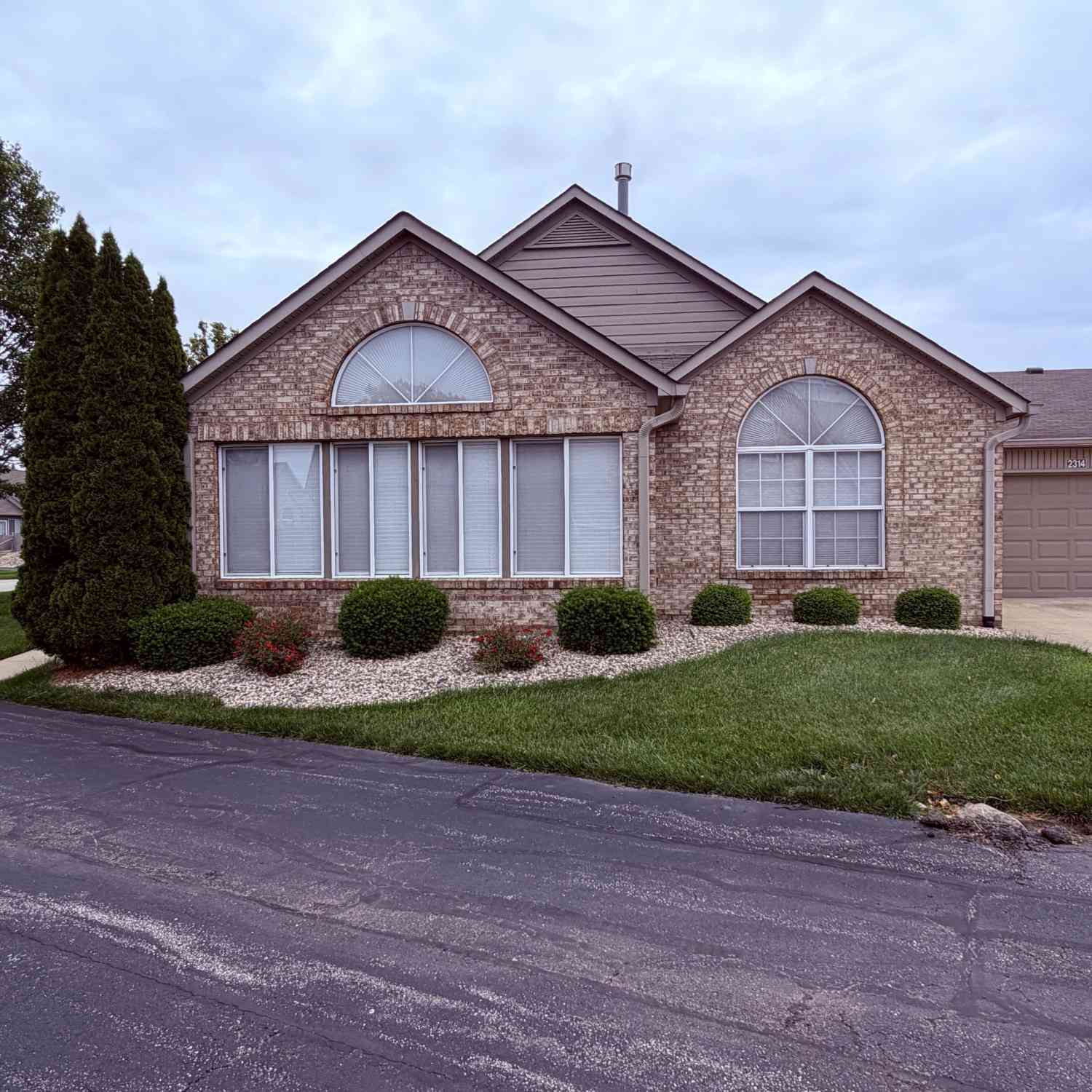 Condo For Sale - 2314 Steeple Chase<br/> Shelby County, Shelbyville, IN 46176