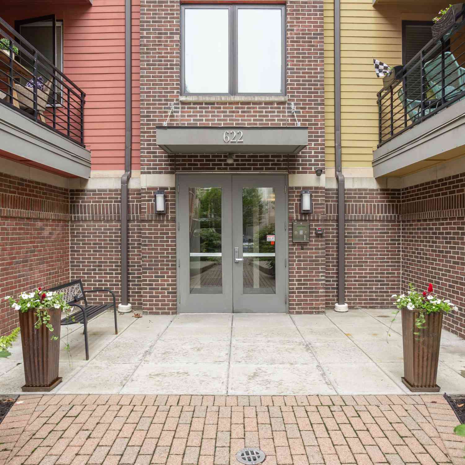 Condo For Sale - 622 E 10th Street #APT 301<br/> Indianapolis, IN 46202