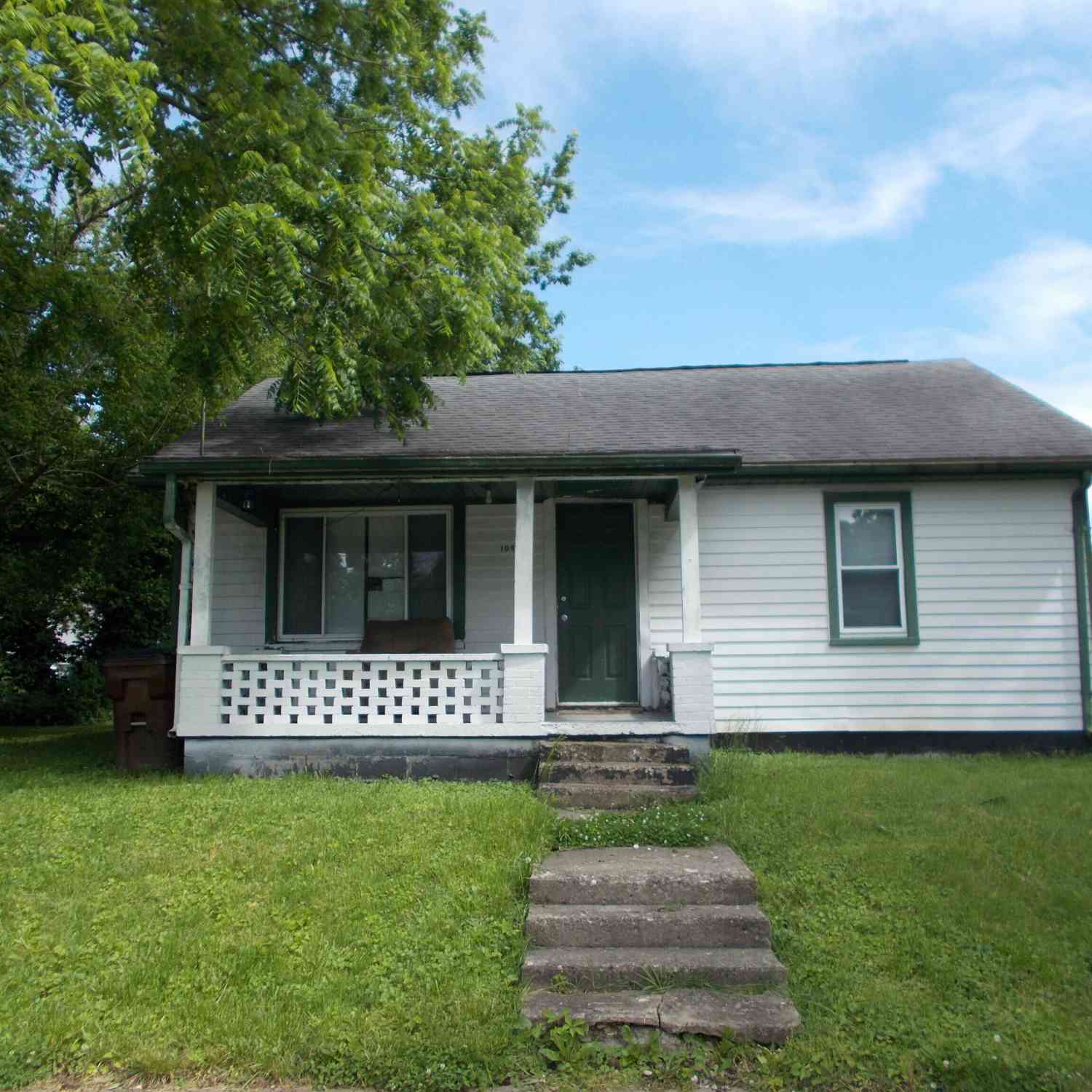 Homes For Sale - 105 High Street<br/> Jennings County, North Vernon, IN 47265