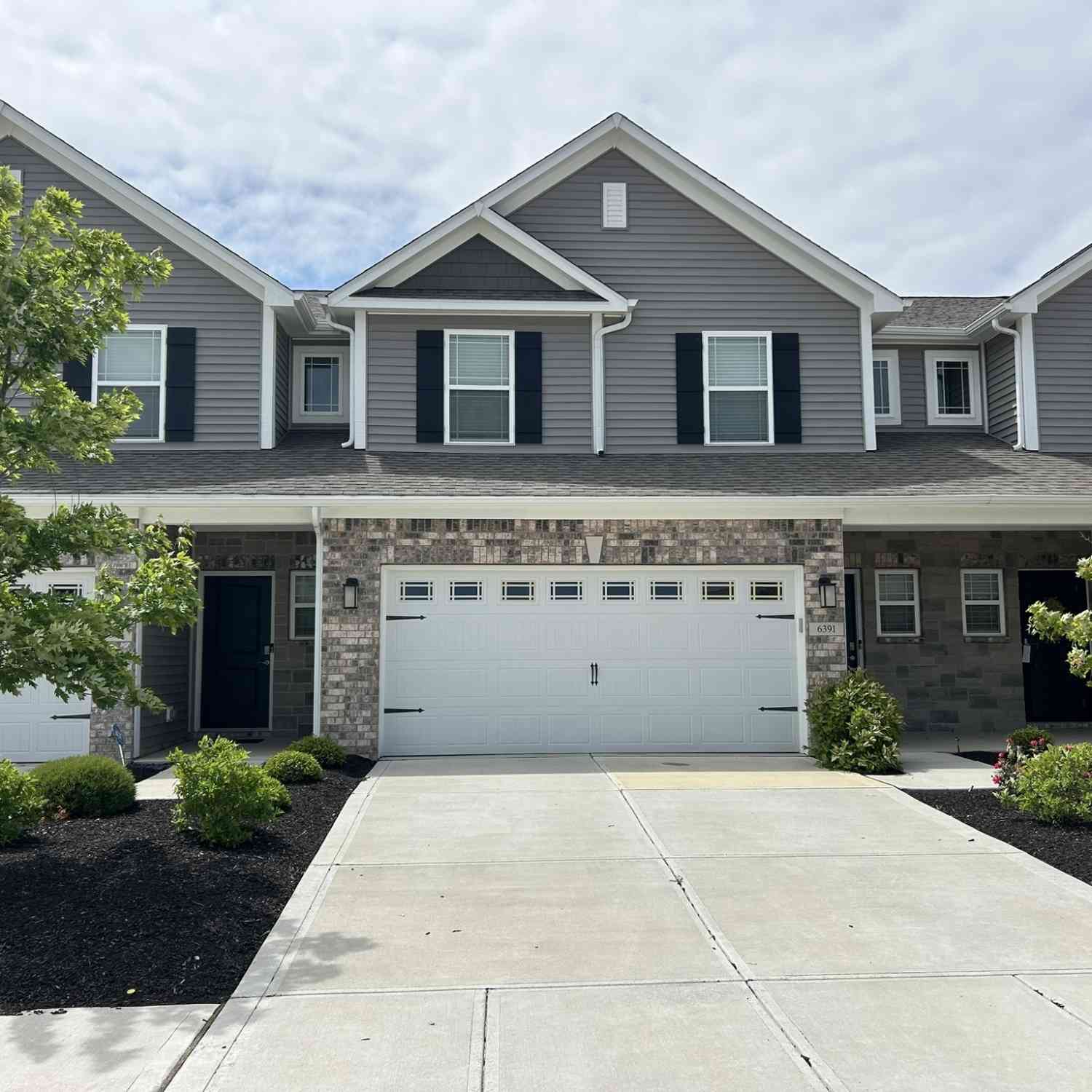 Condo For Sale - 6391 Wasco Drive<br/> Whitestown, IN 46075