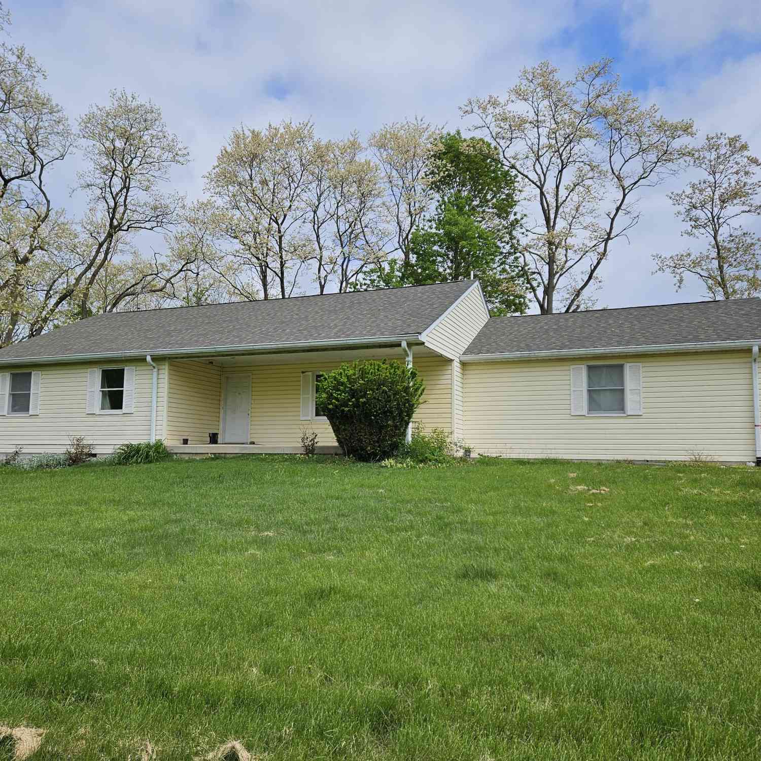Homes For Sale - 6243 E County Road 600 N<br/> Bainbridge, IN 46105