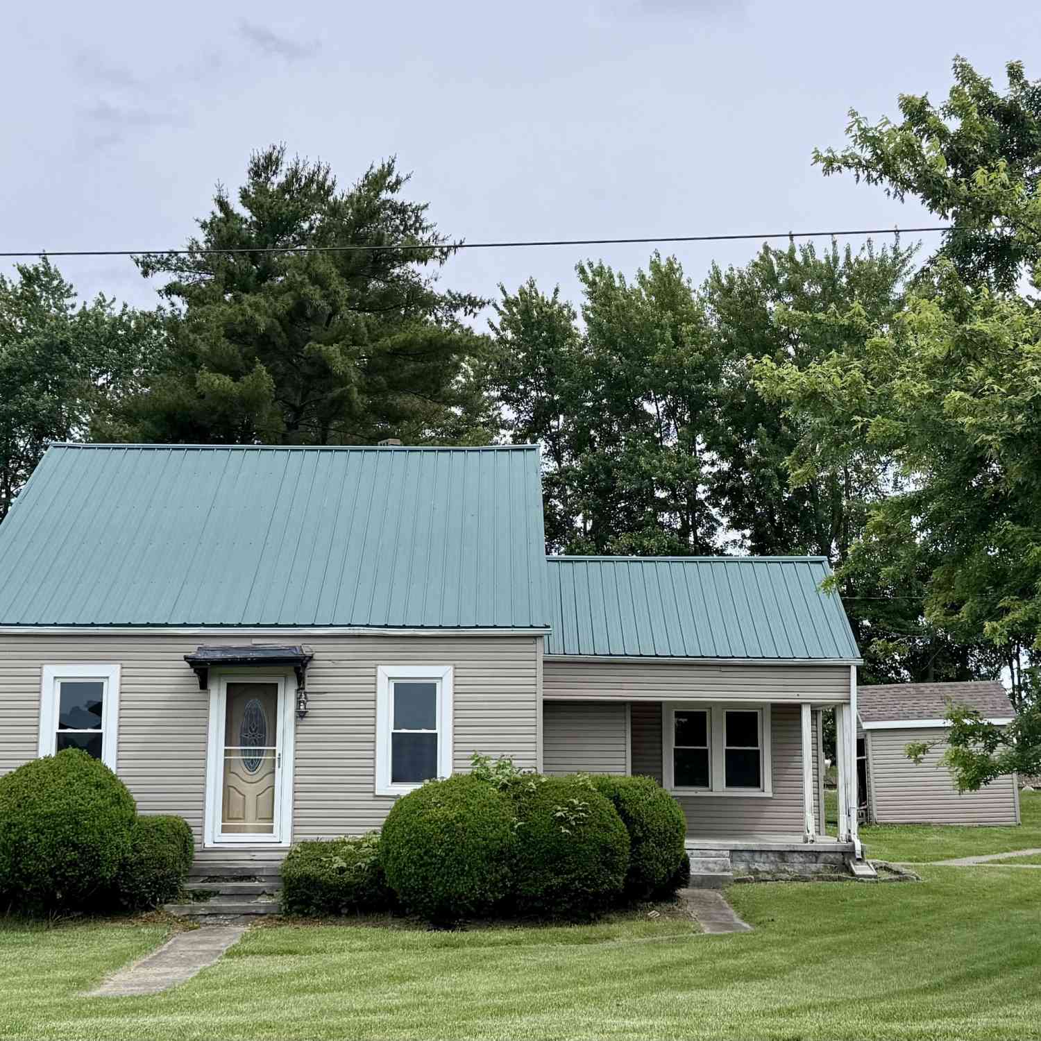 Homes For Sale - 2538 E State Road 44<br/> Fayette County, Connersville, IN 47331