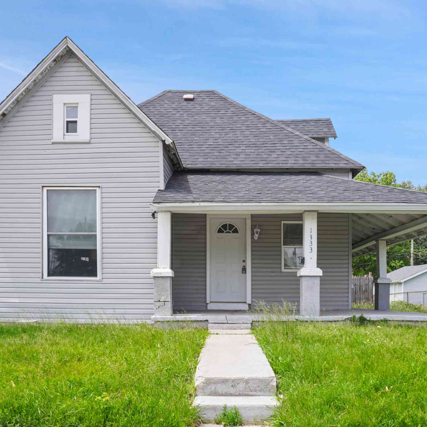 Homes For Sale - 1333 S Main Street<br/> Howard County, Kokomo, IN 46902
