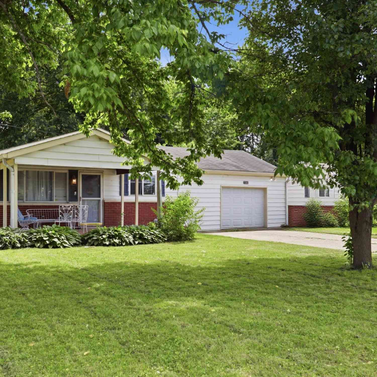 Homes For Sale - 7203 Mortwood Avenue<br/> Marion County, Indianapolis, IN 46241