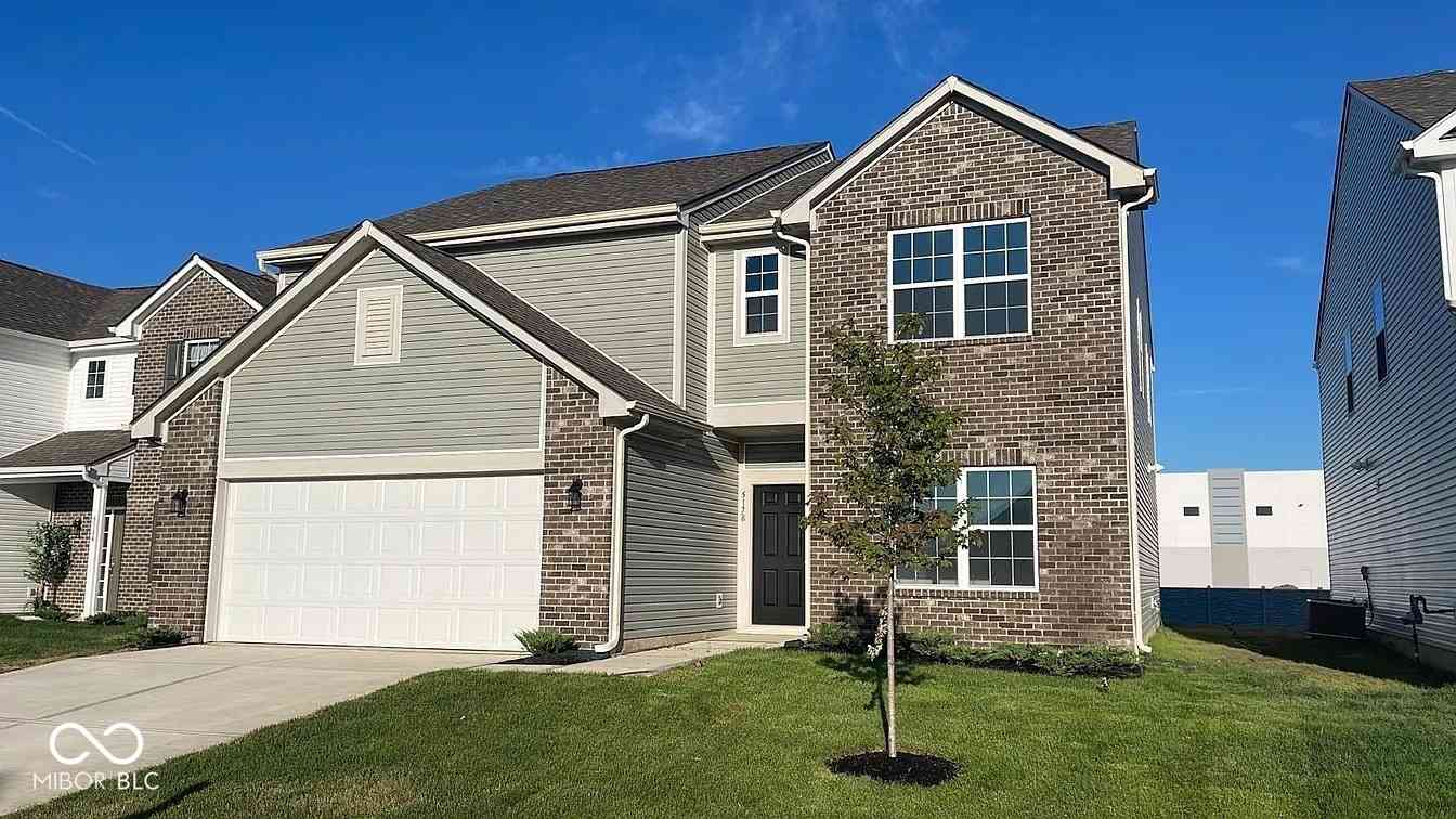 Homes For Sale - 5178 Bramwell Lane<br/> Whitestown, IN 46075
