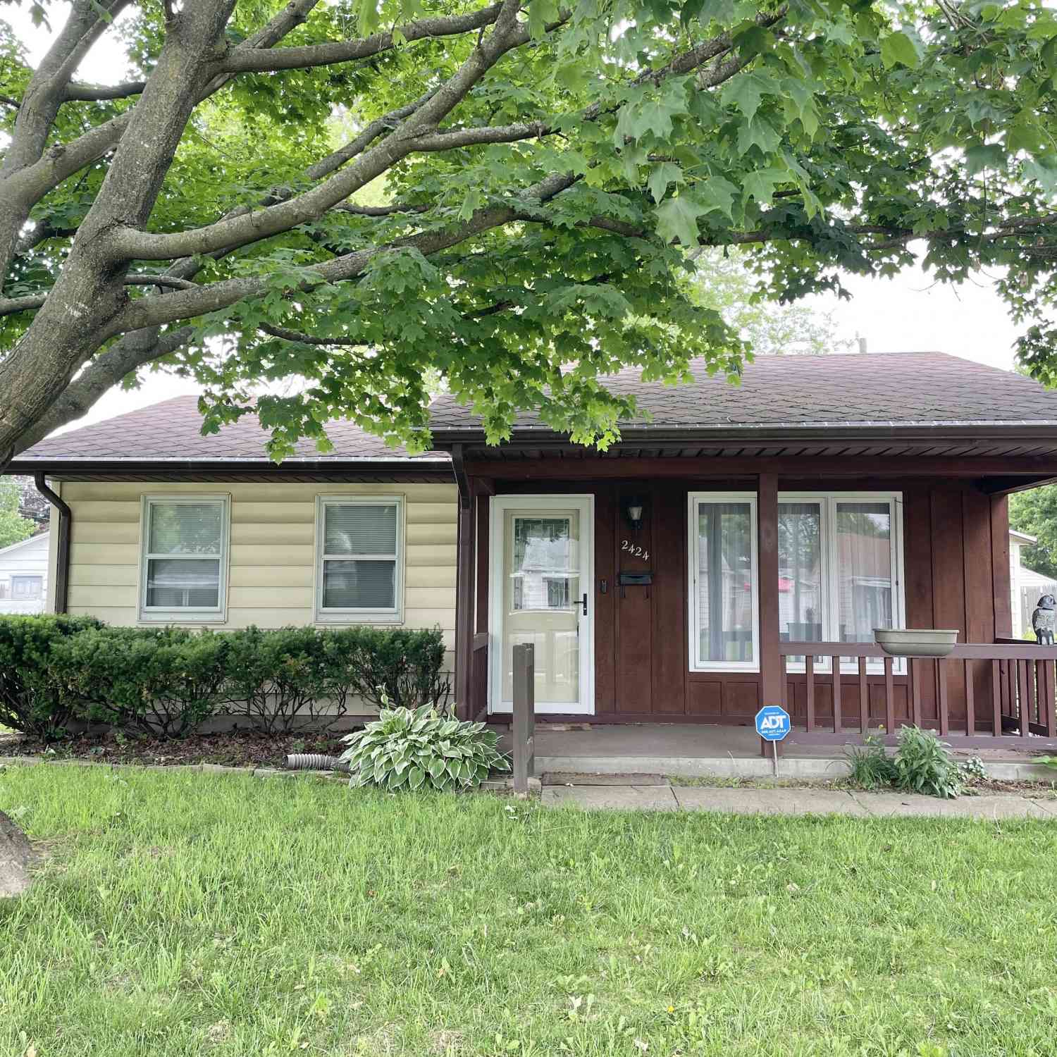 Homes For Sale - 2424 Foxhall Drive<br/> Tippecanoe County, Lafayette, IN 47909