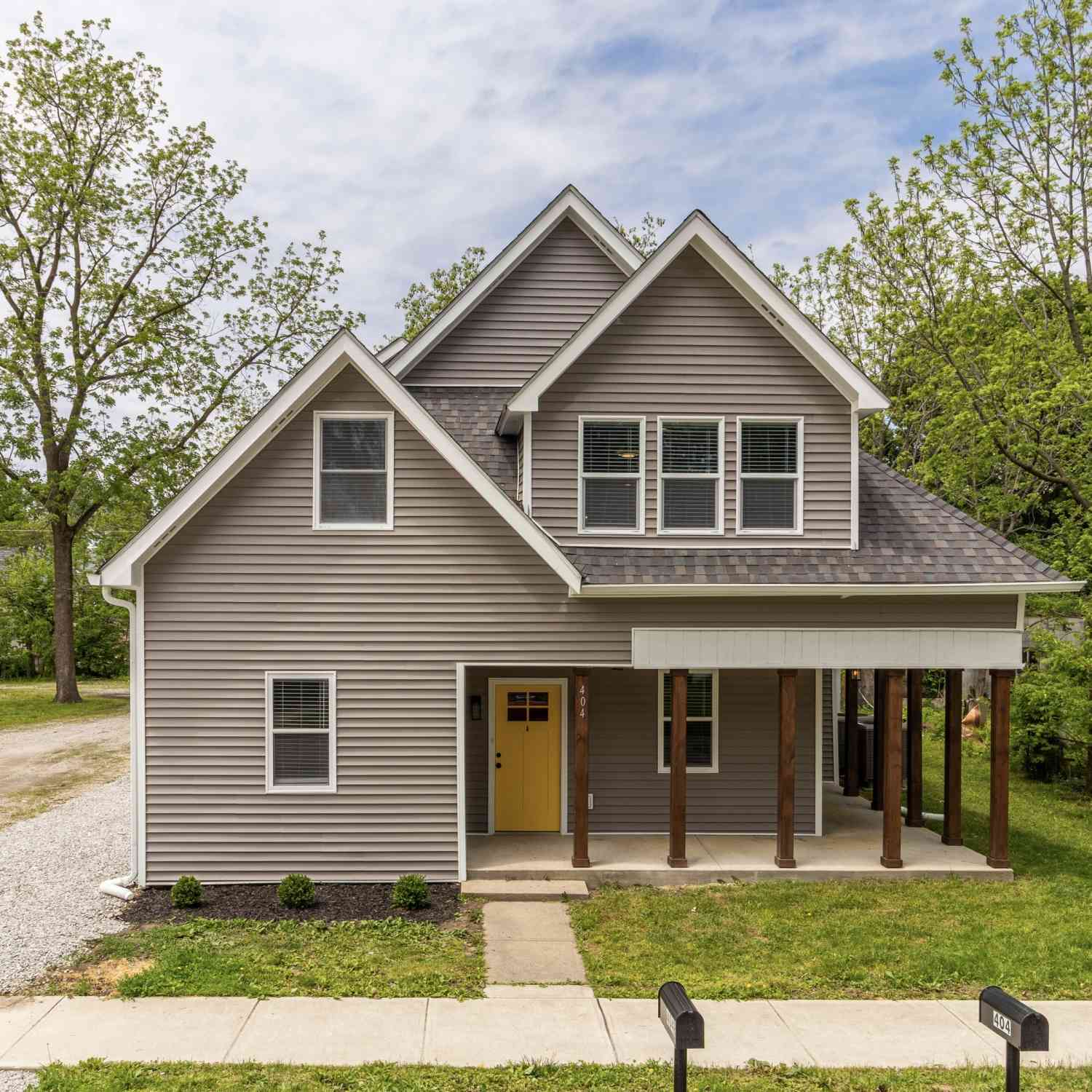 Multifamily For Sale - 404 S Main Street<br/> Whitestown, IN 46075