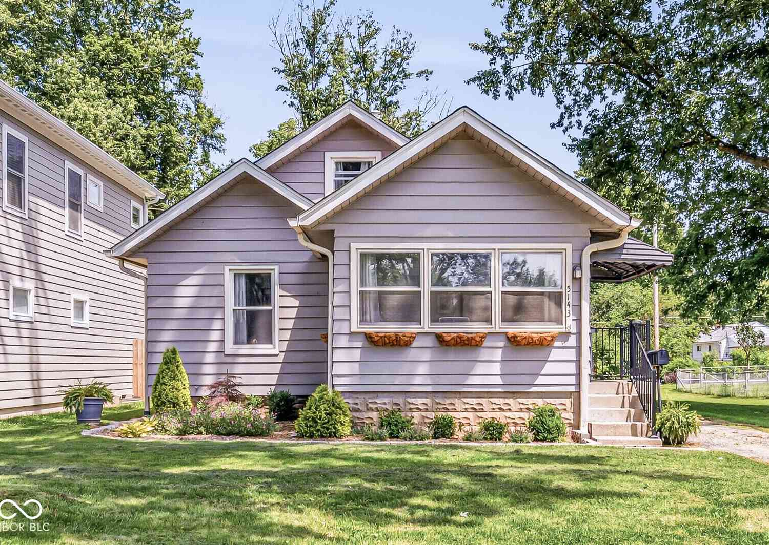 Homes For Sale - 5143 Indianola Avenue<br/> Marion County, Indianapolis, IN 46205