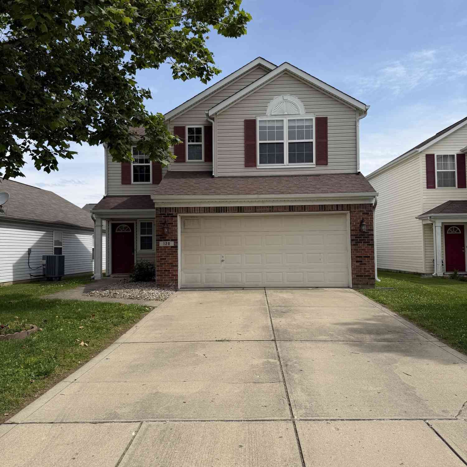 Homes For Sale - 120 White Lick Drive<br/> Marion County, Indianapolis, IN 46227
