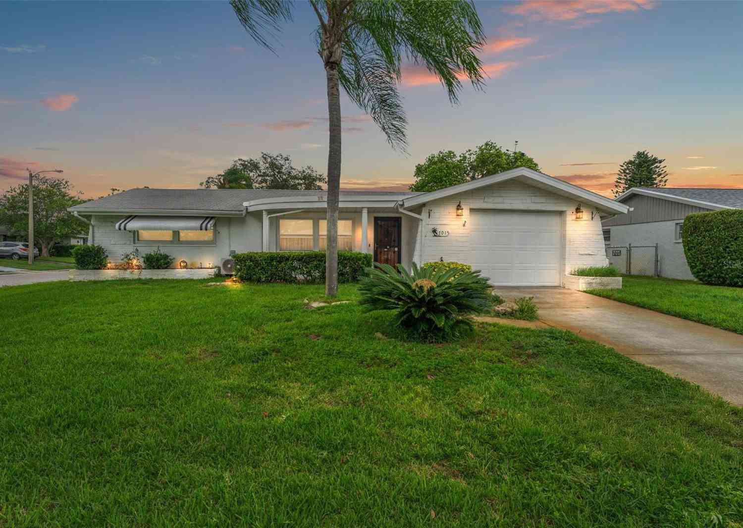 Homes For Sale - 7015 Flaggler Drive<br/> PORT RICHEY, FL 34668